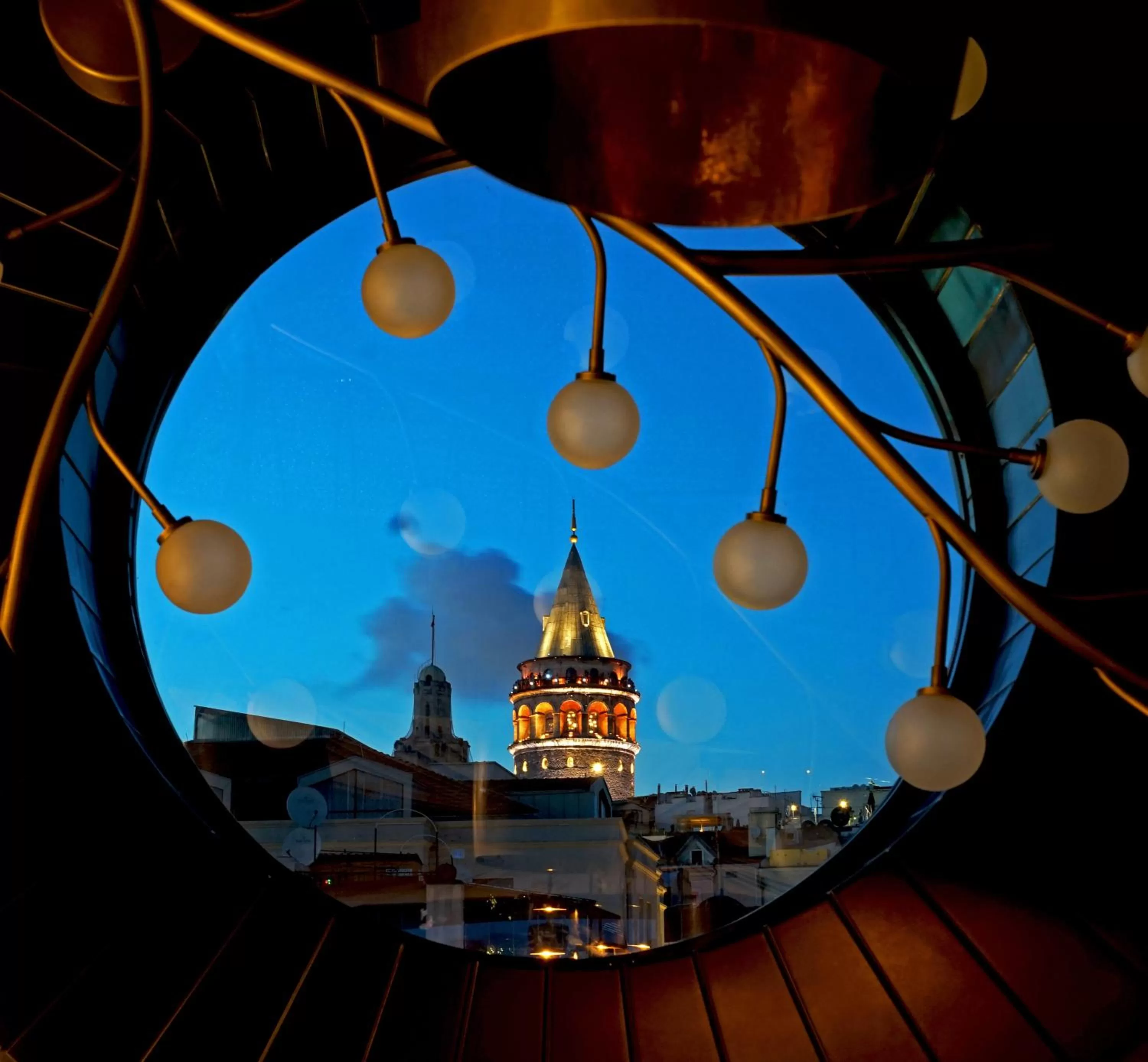 Restaurant/places to eat in Hotel Momento Golden Horn