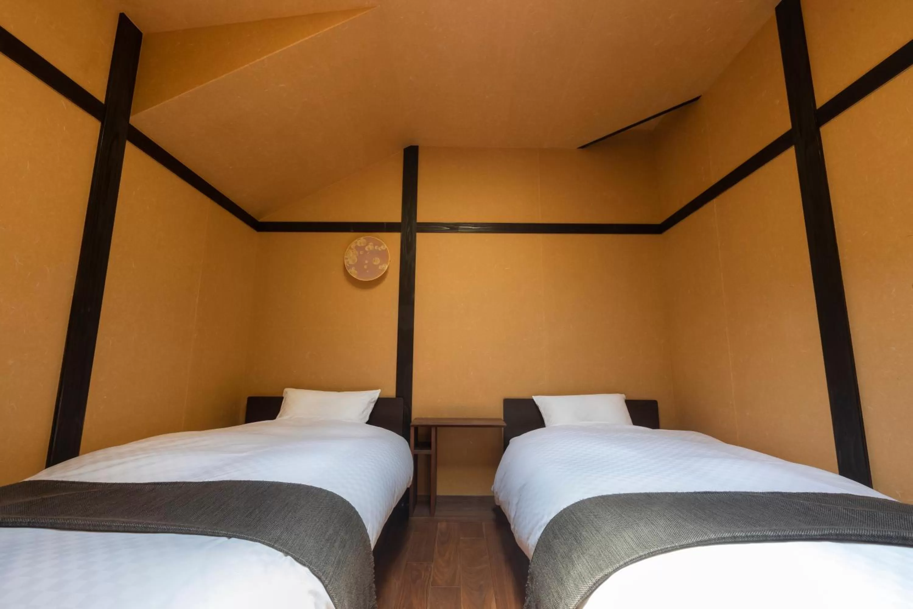 Photo of the whole room, Bed in Rinn Machiya Kuon