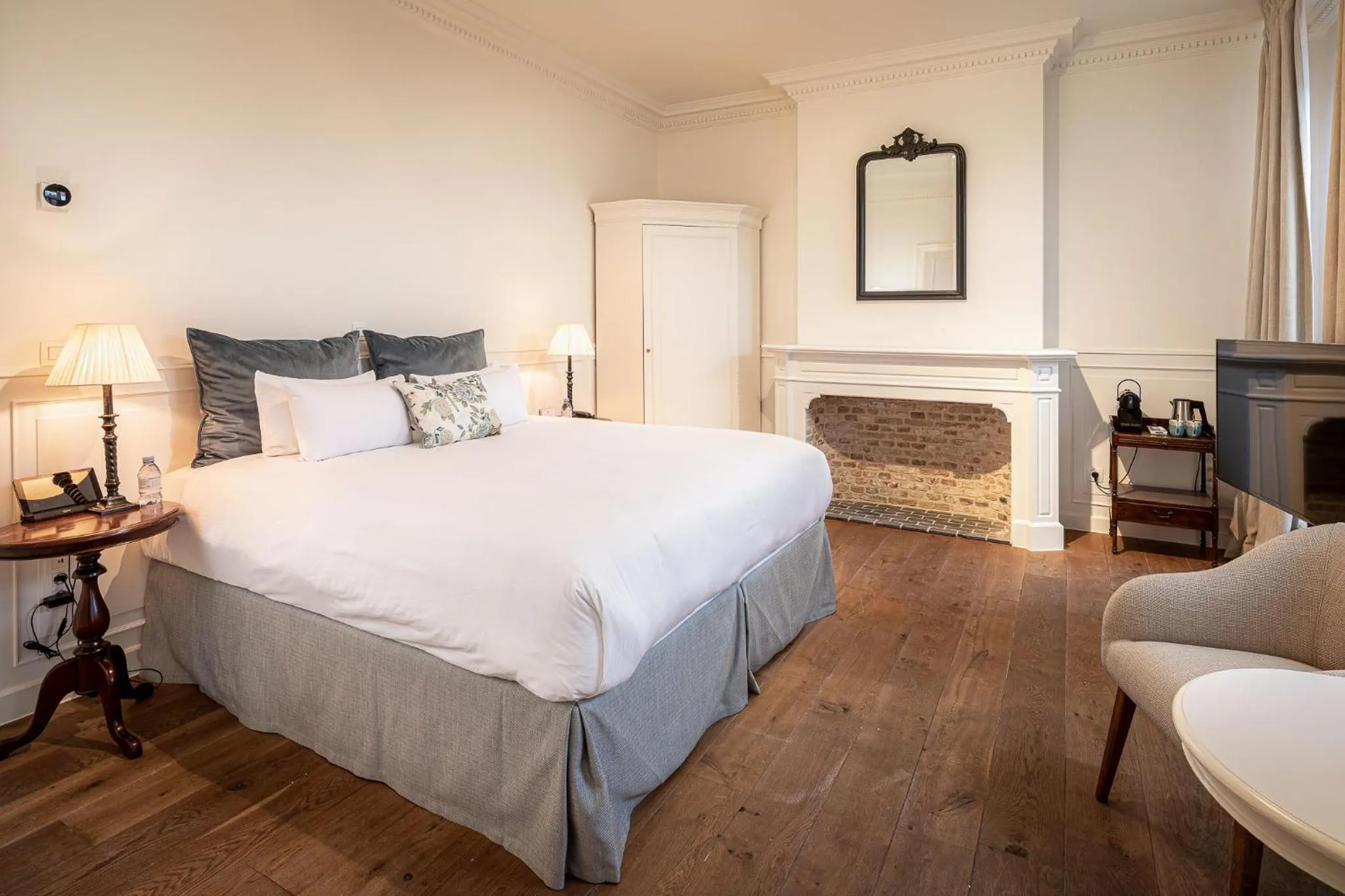 Photo of the whole room, Bed in De Tuilerieën - Small Luxury Hotels of the World