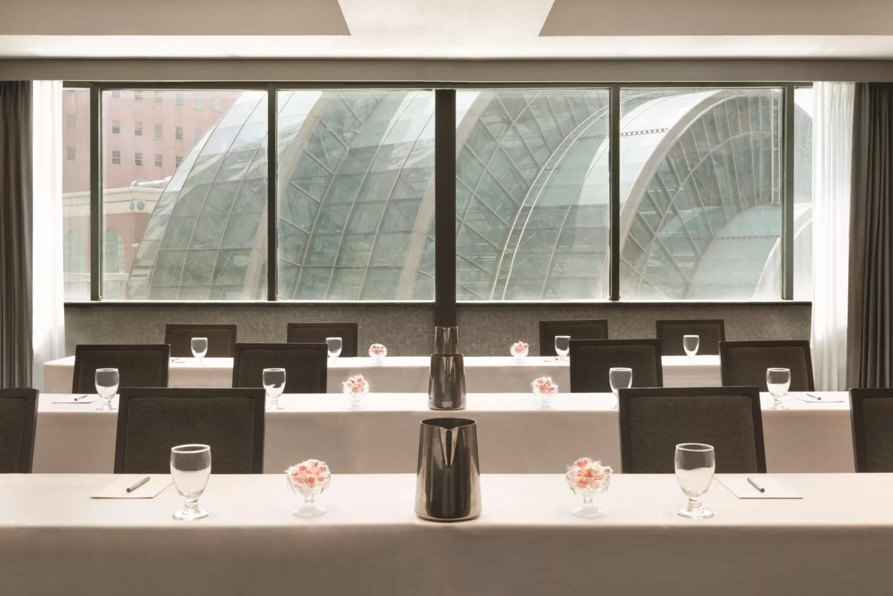 Meeting/conference room in Embassy Suites by Hilton Indianapolis Downtown