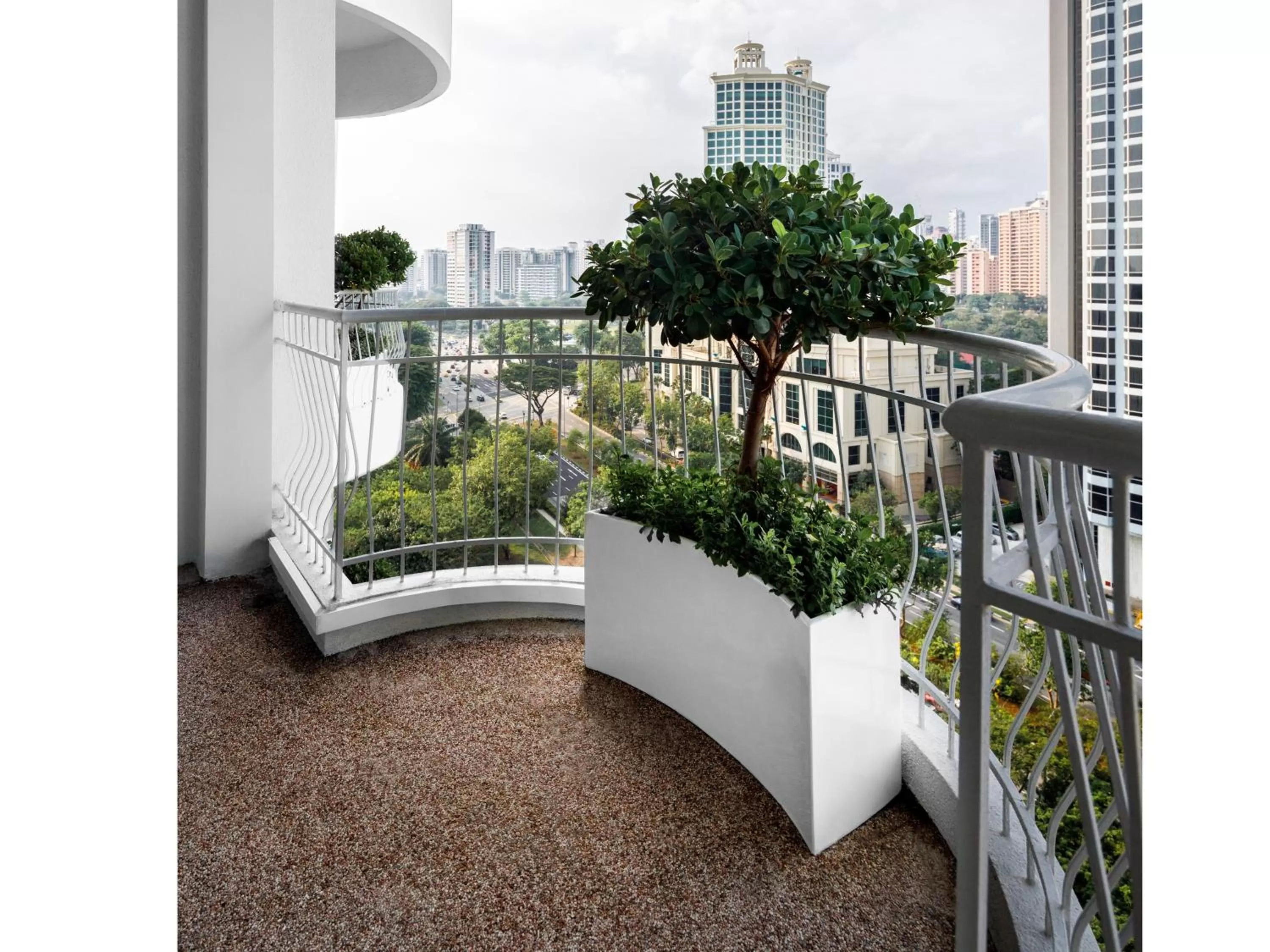 Balcony/Terrace in Copthorne King's Hotel Singapore