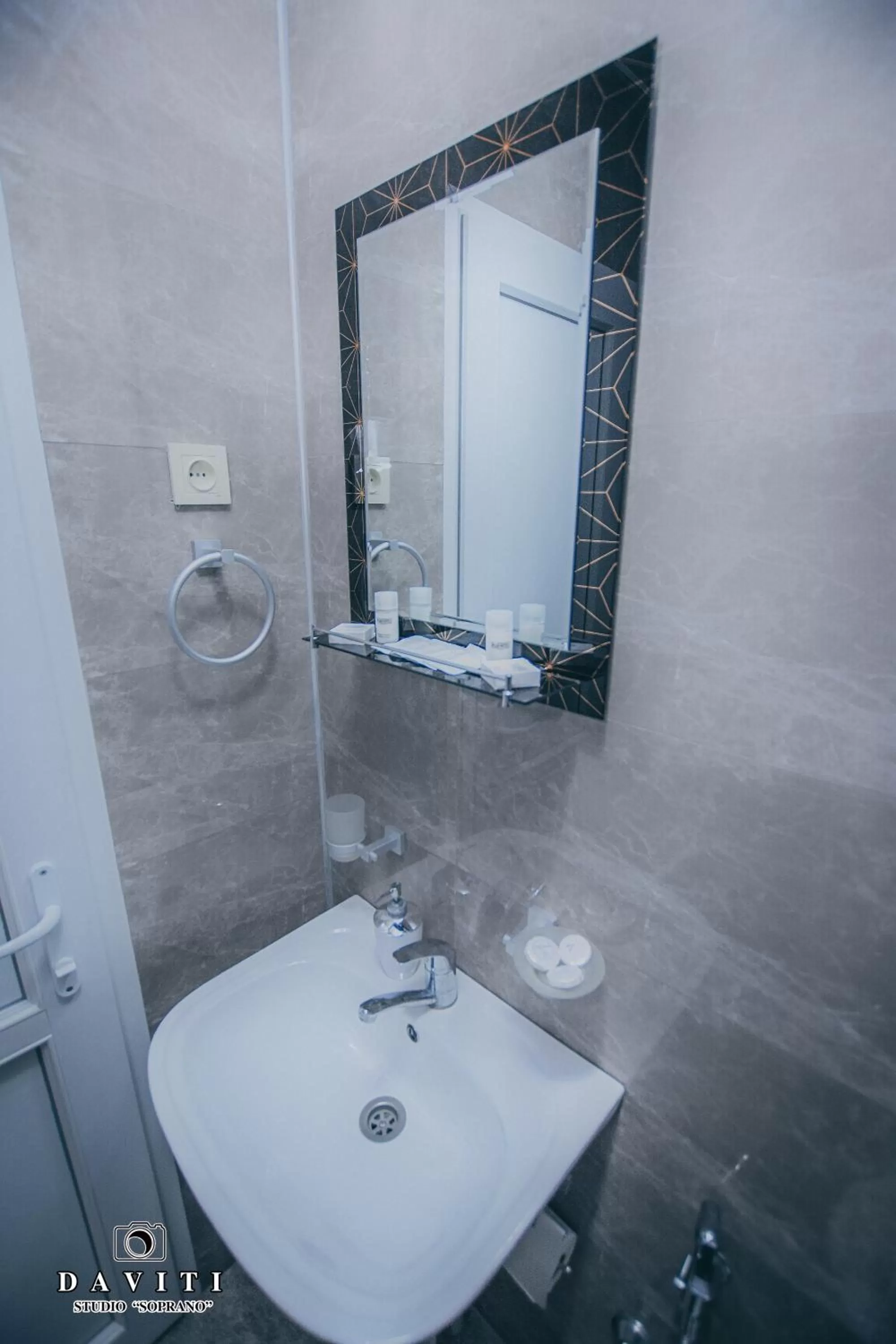 Bathroom in Hotel Tskhumi