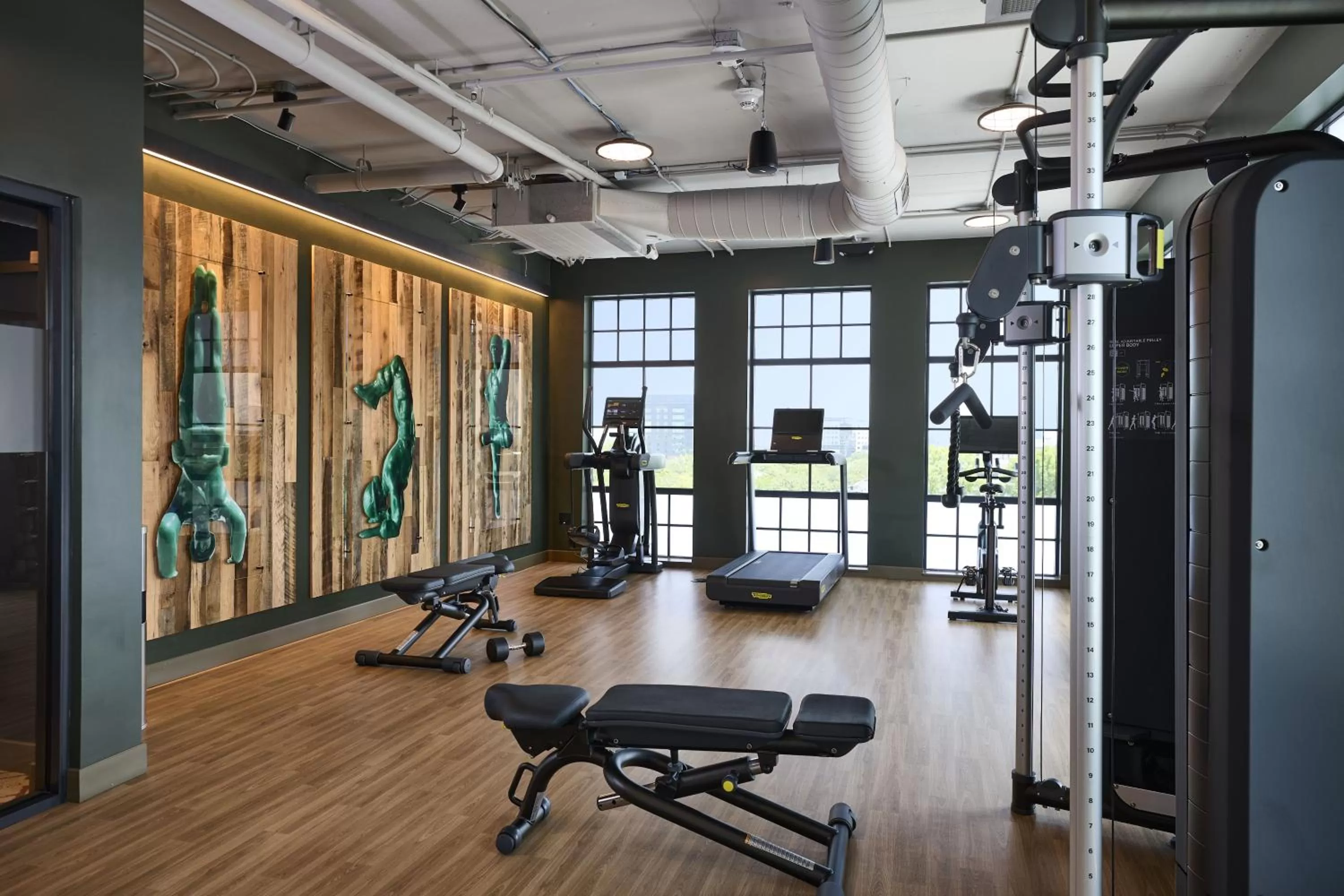 Fitness centre/facilities in Moxy Charleston Downtown