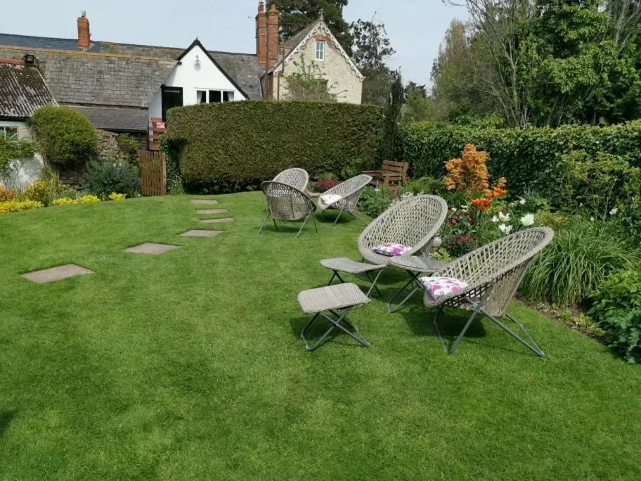 Garden in Steps Farmhouse B&B