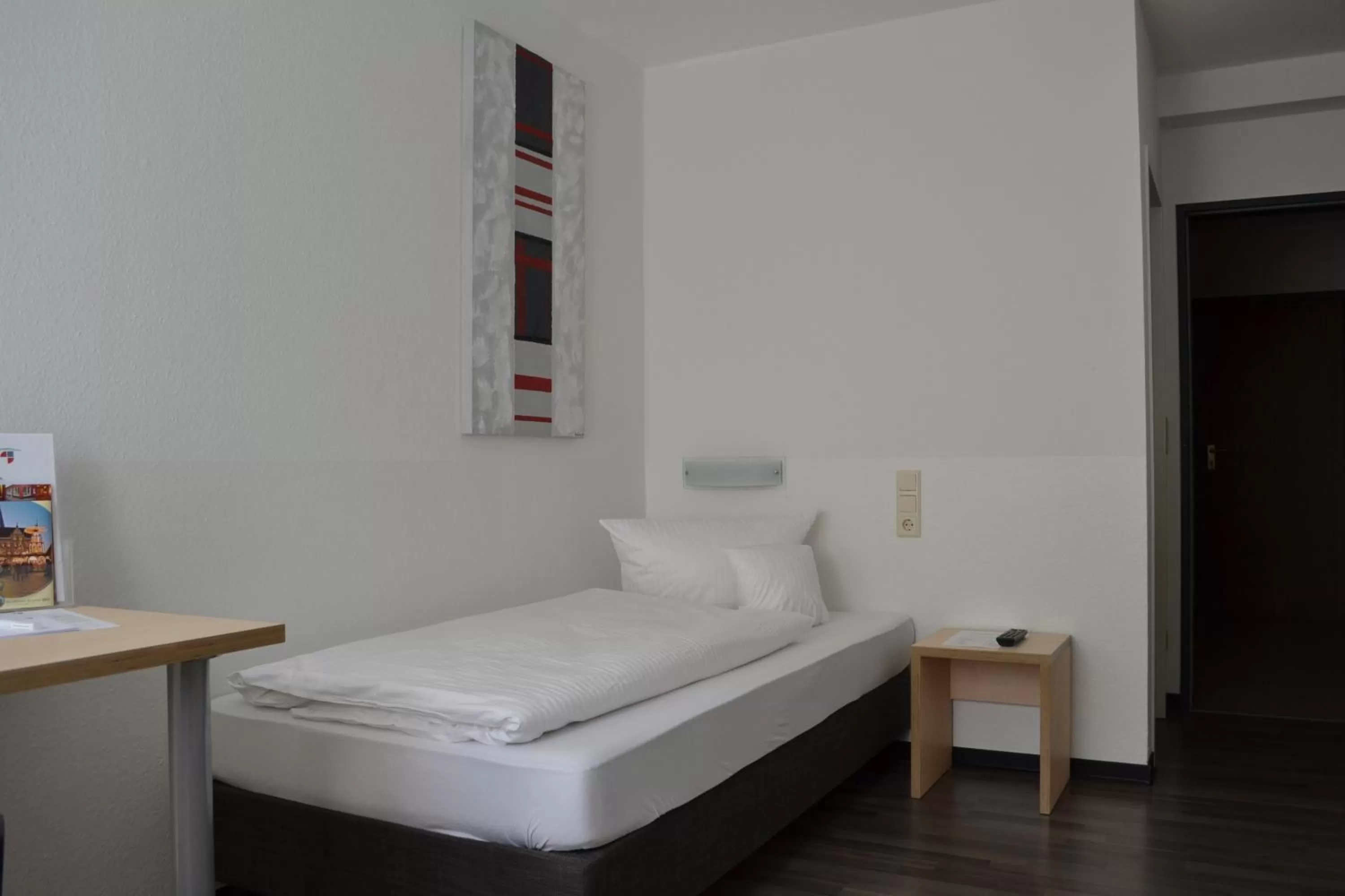 Photo of the whole room, Bed in Europa-Haus-Bocholt - Bett & Bike