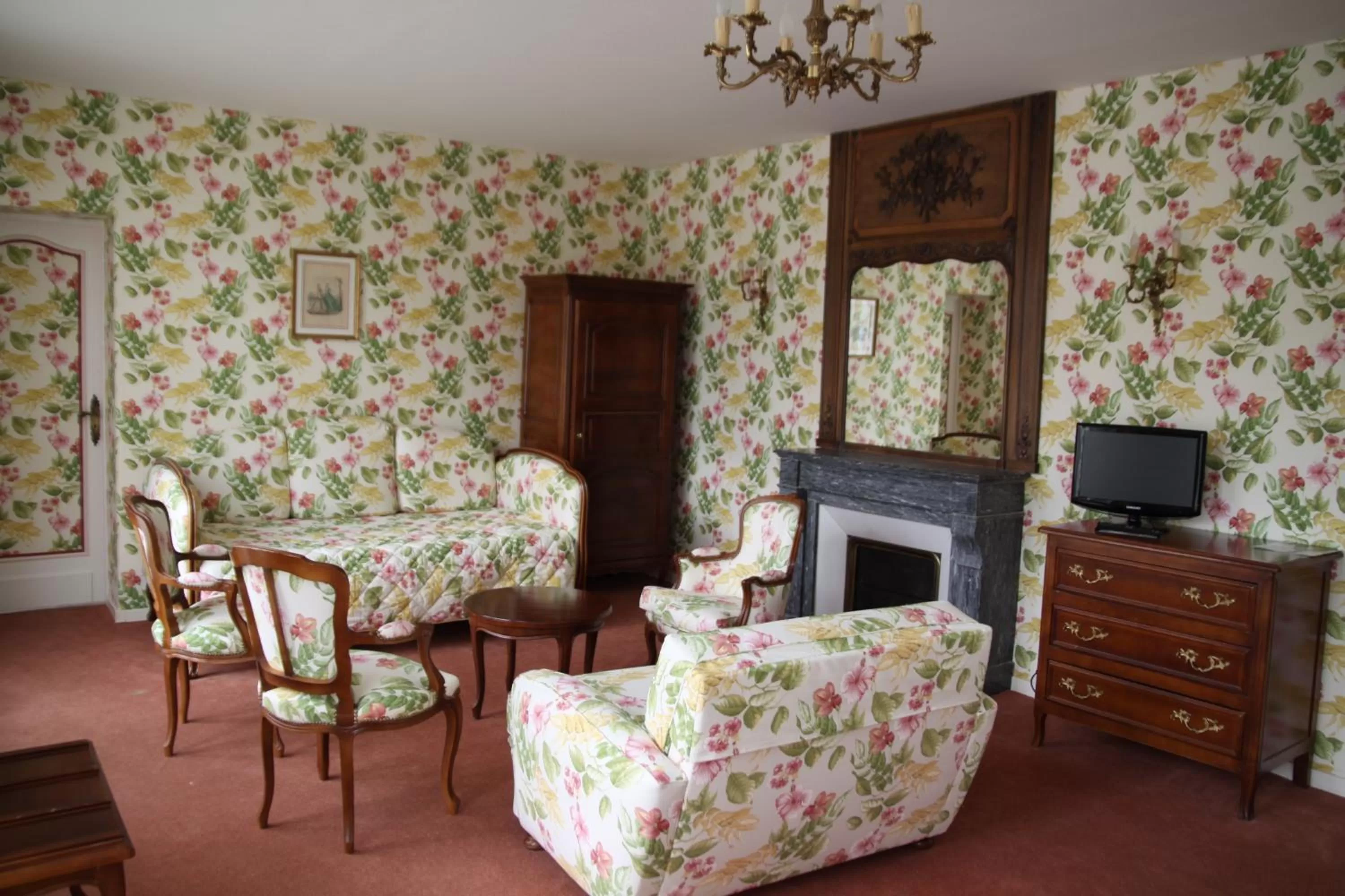 Seating area in Château Des Bondons EI