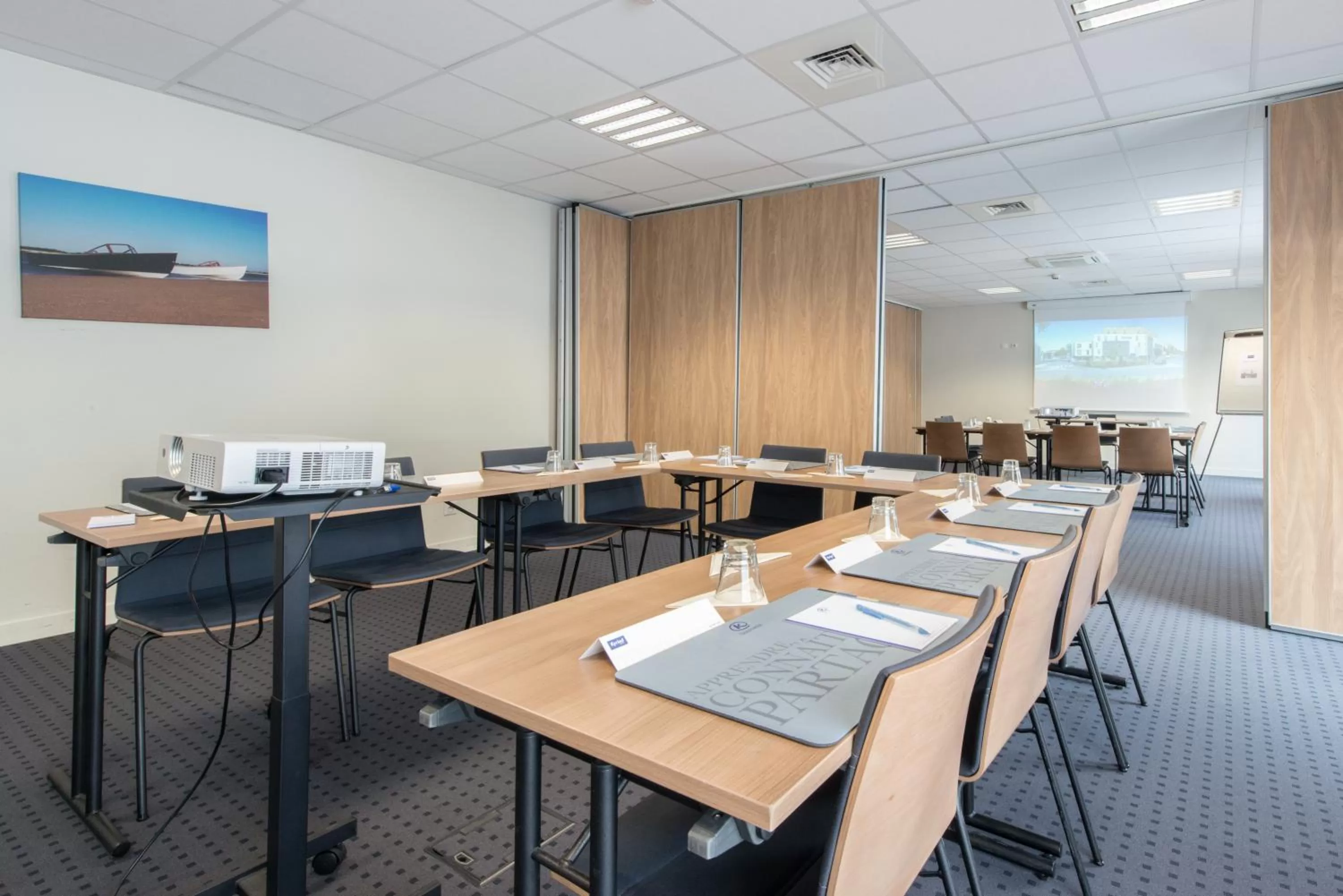 Meeting/conference room in ibis Styles La Rochelle Centre les Minimes