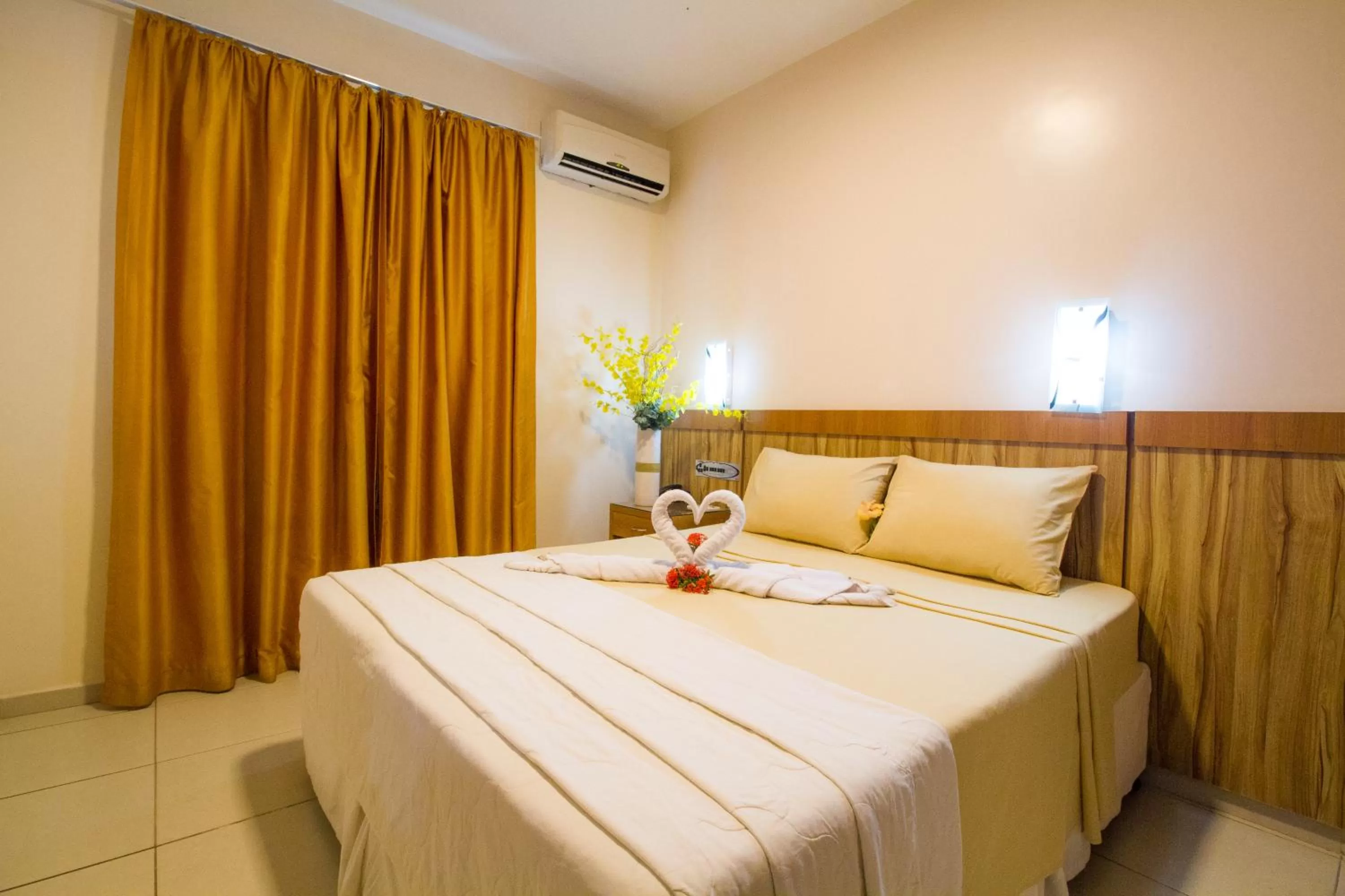 Bedroom, Bed in Rede Andrade Terra Brasil