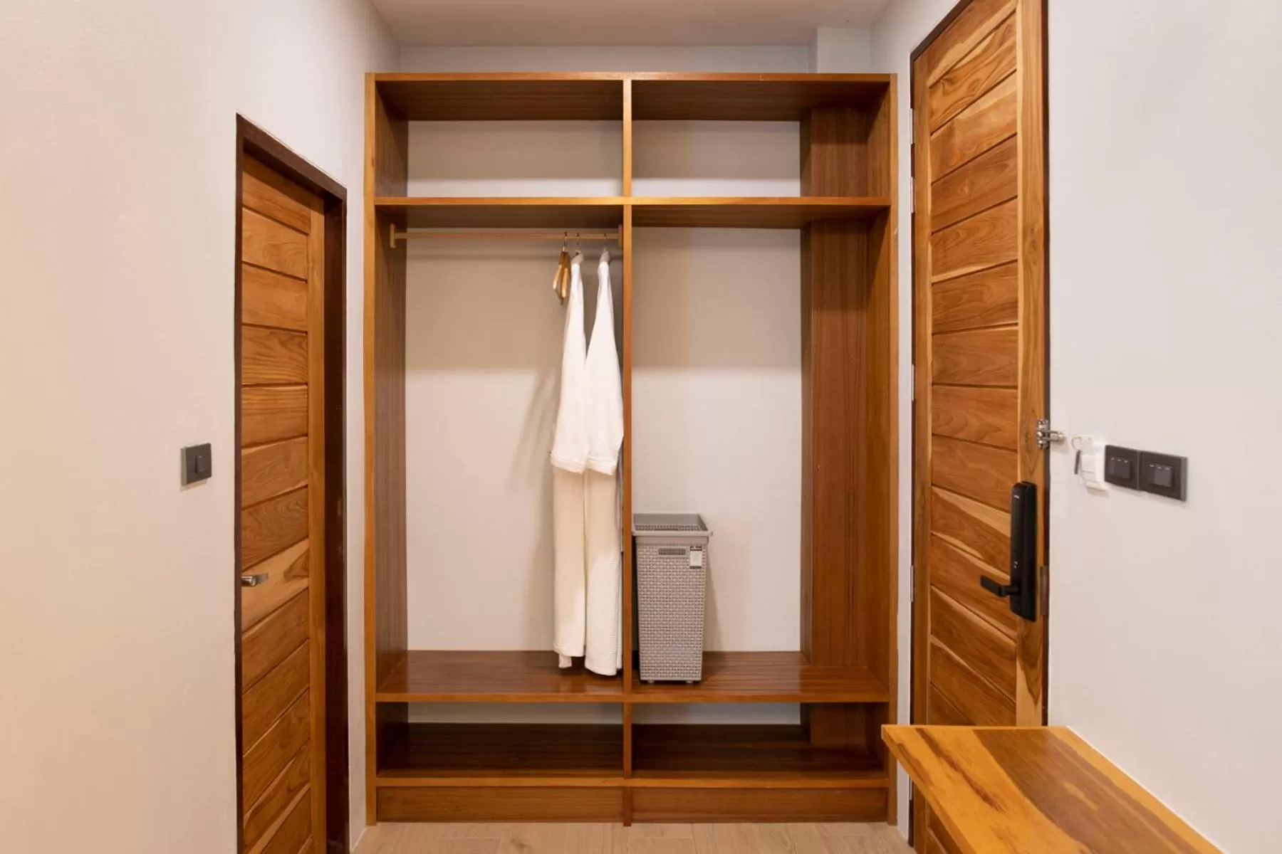 Ao Luek Panoramic Pool-SHA Plus