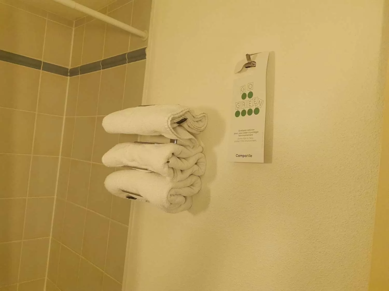 Bathroom in Campanile Manosque