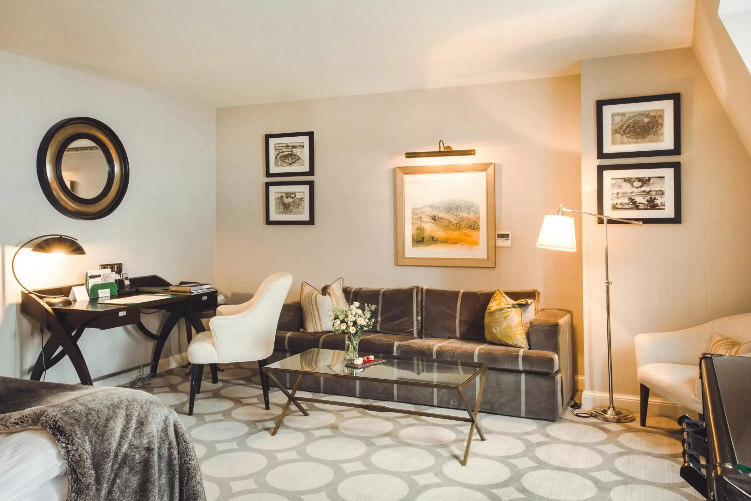 Junior Suite Twin with Sauna Access in Grand Palace Hotel - The Leading Hotels of the World Junior Suite Twin with Sauna Access in Grand Palace Hotel - The Leading Hotels of the World