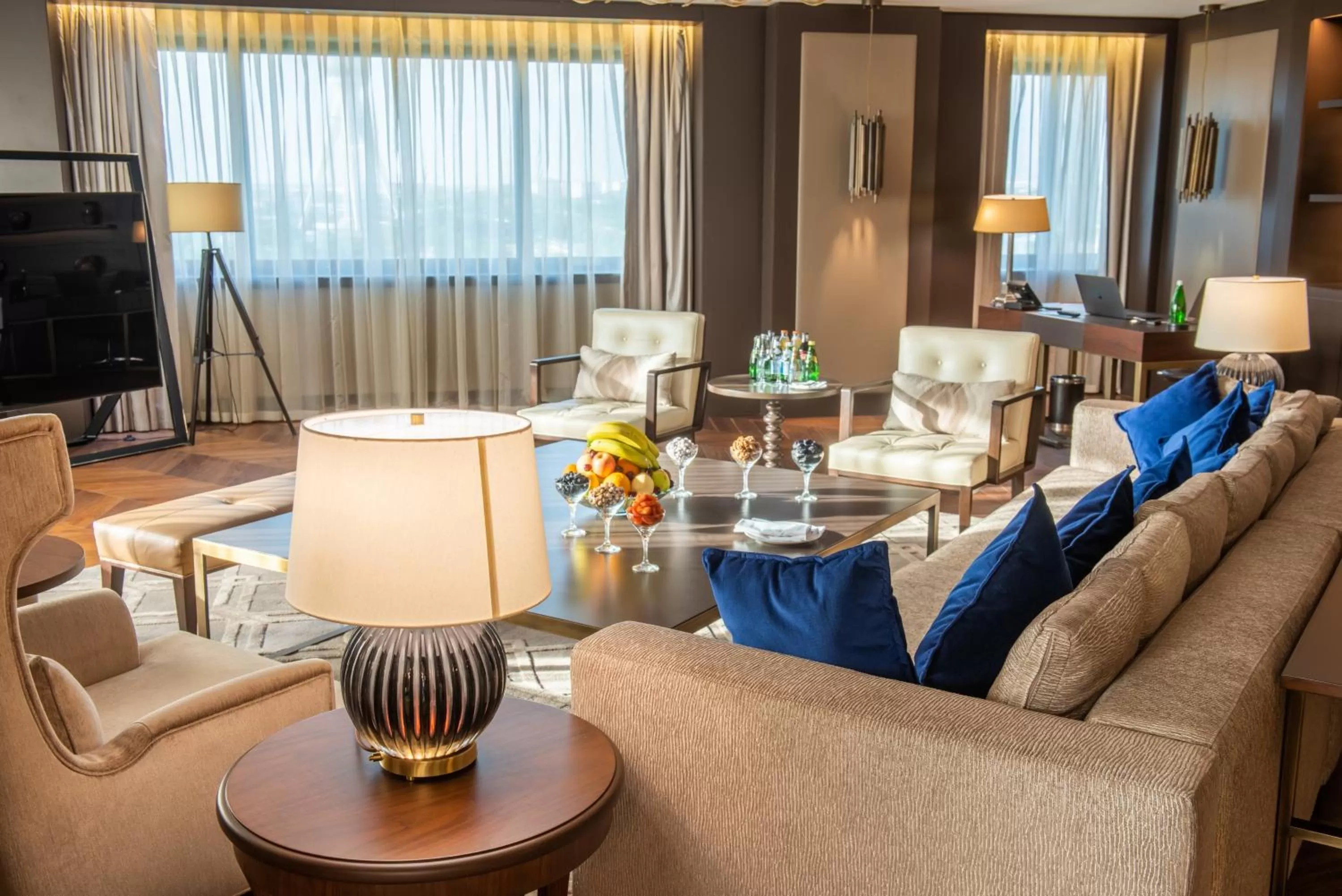 Seating area in AZIMUT Grand Hotel Tashkent