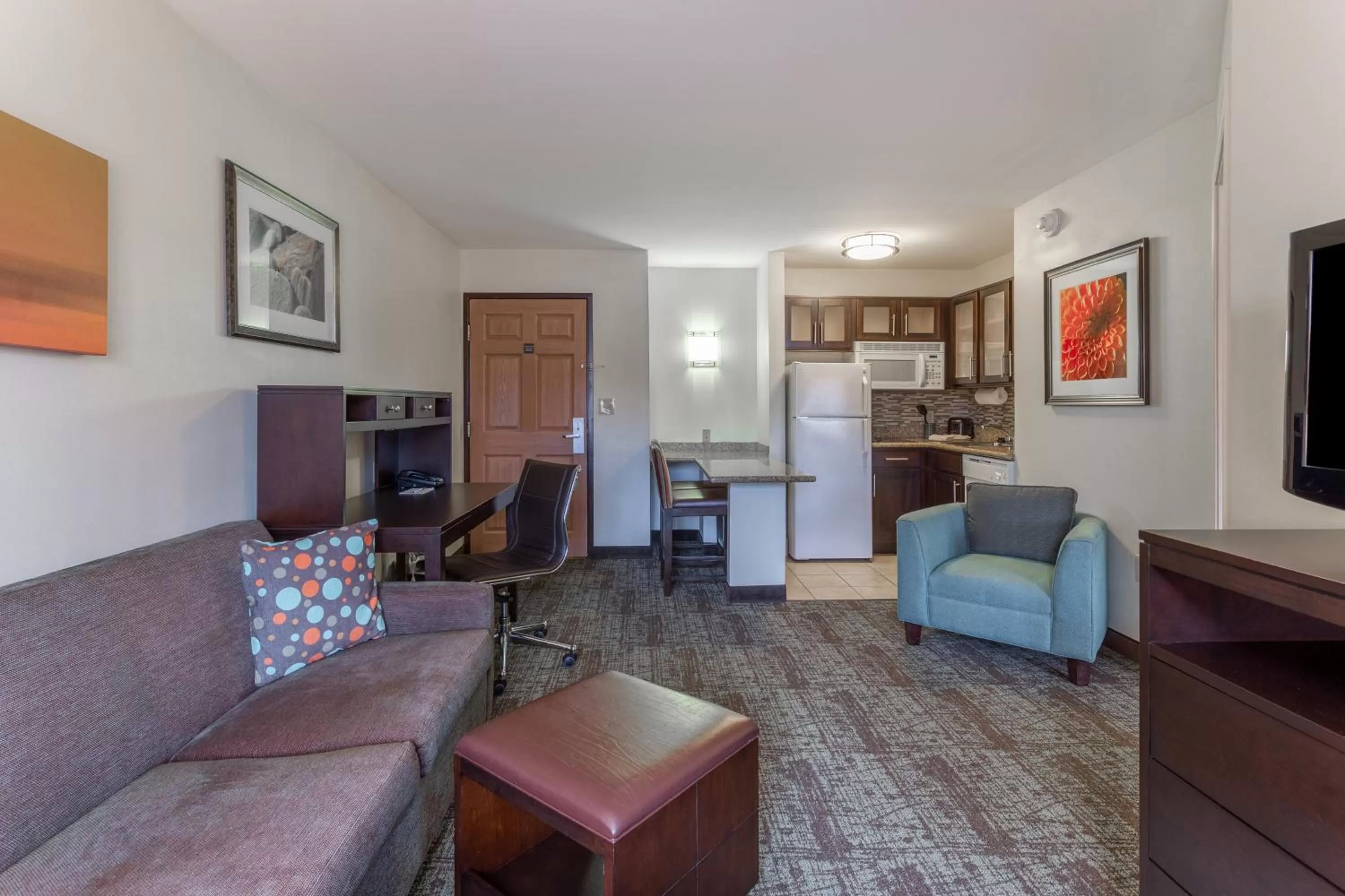 Bedroom in Staybridge Suites Davenport by IHG