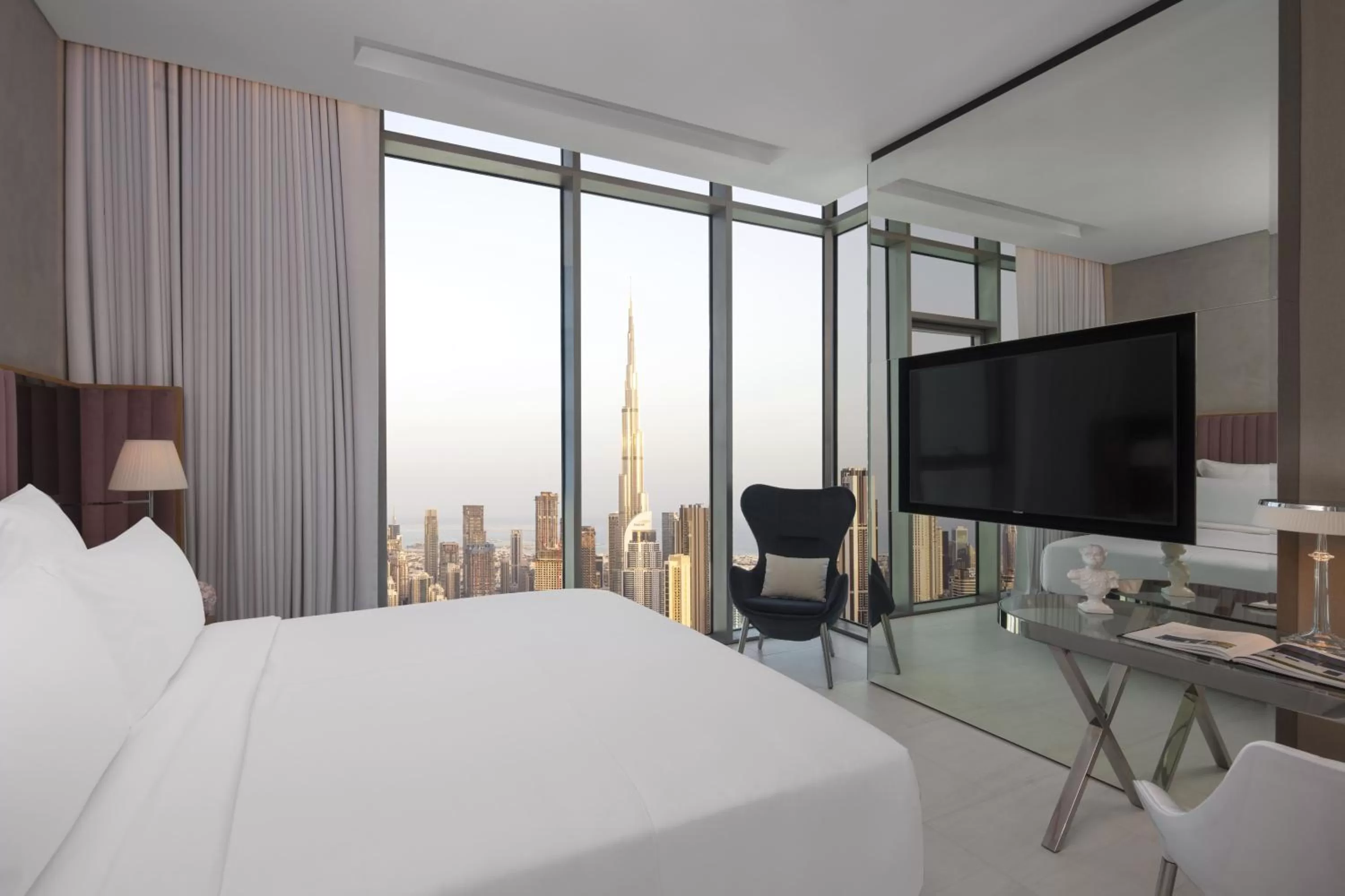 Bedroom, Bed in SLS Dubai Hotel & Residences