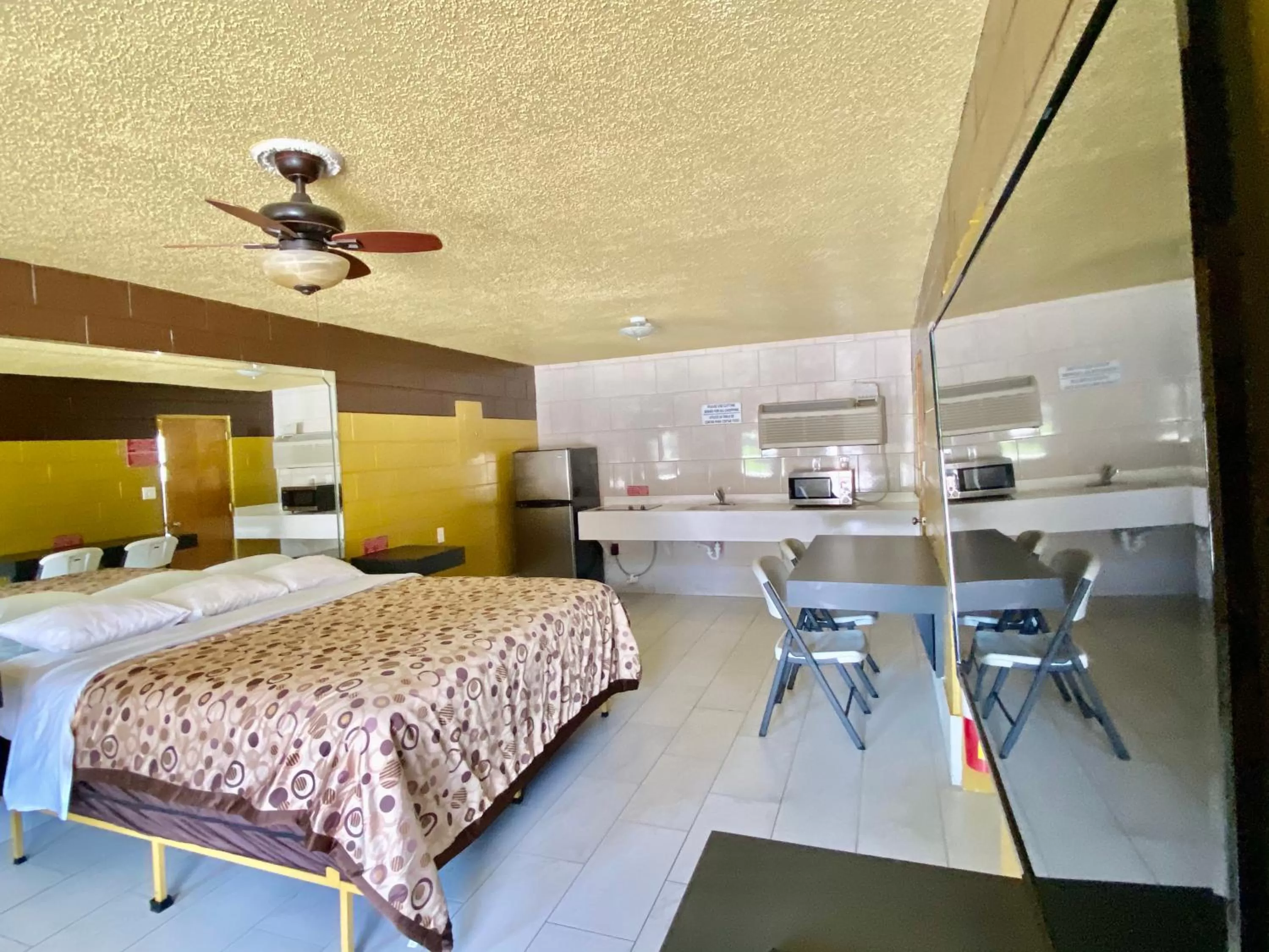 Savannah Inn and Suites Savannah Port Area