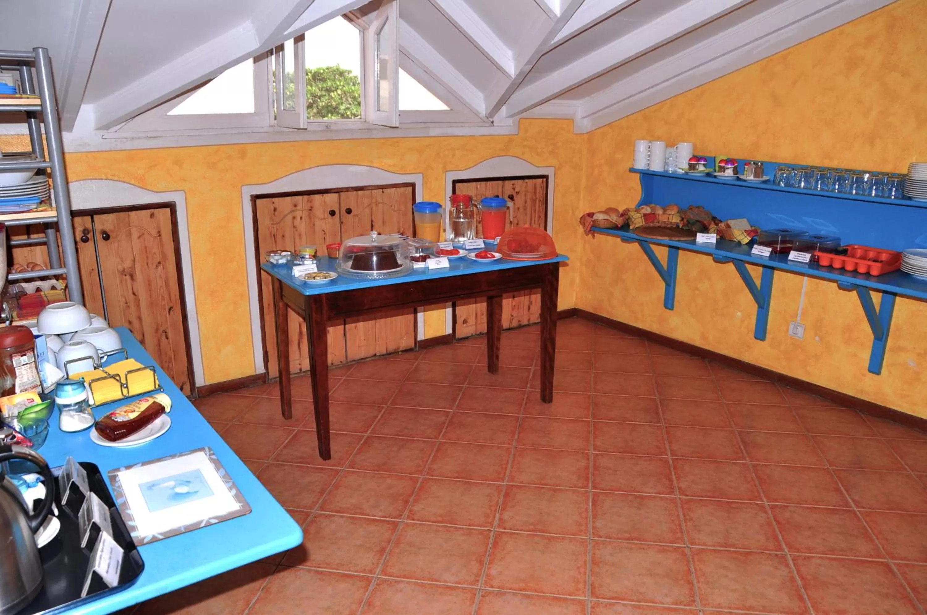 Continental breakfast in Hotel MiraBela