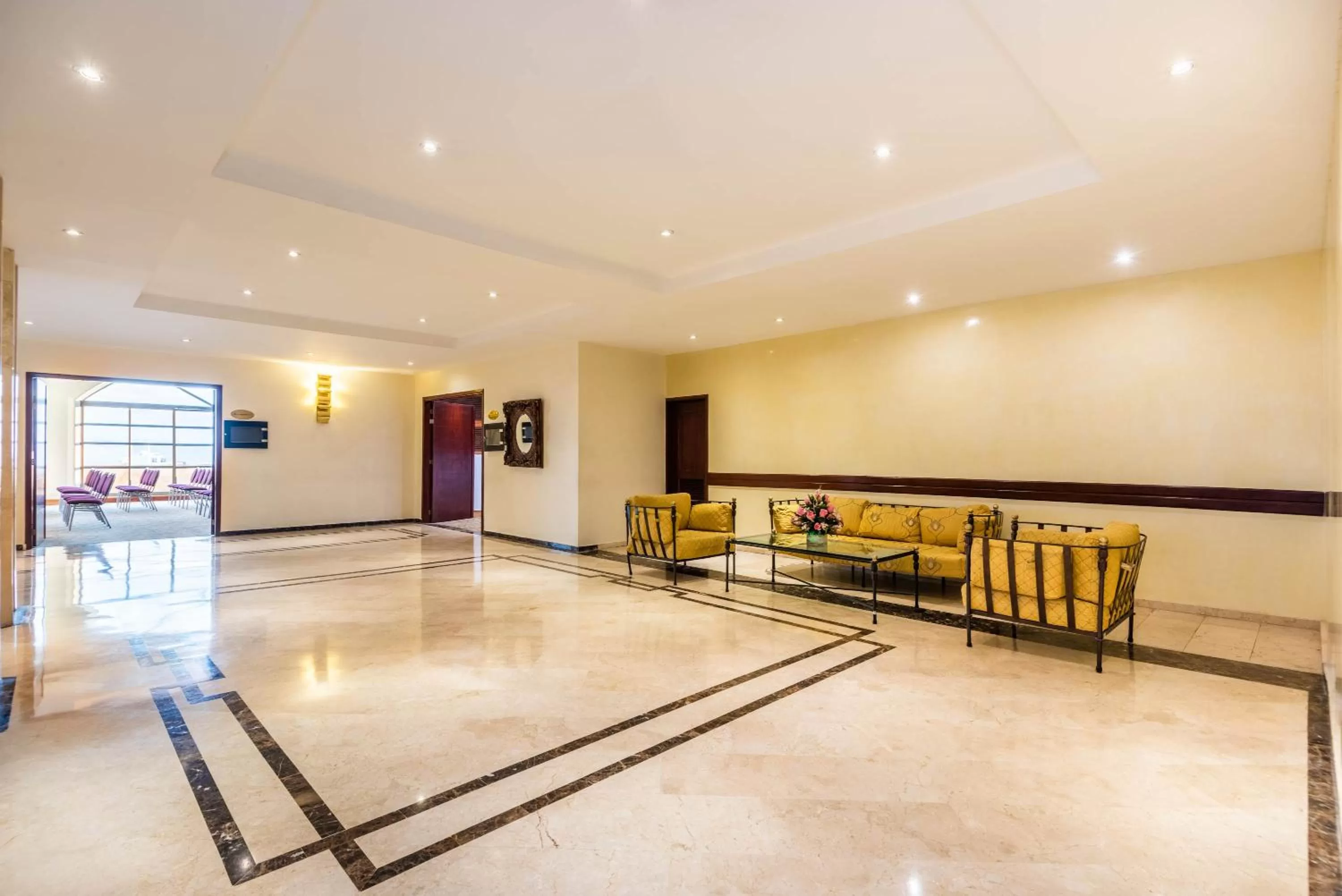 Lobby or reception in Hotel Dann Carlton Bucaramanga