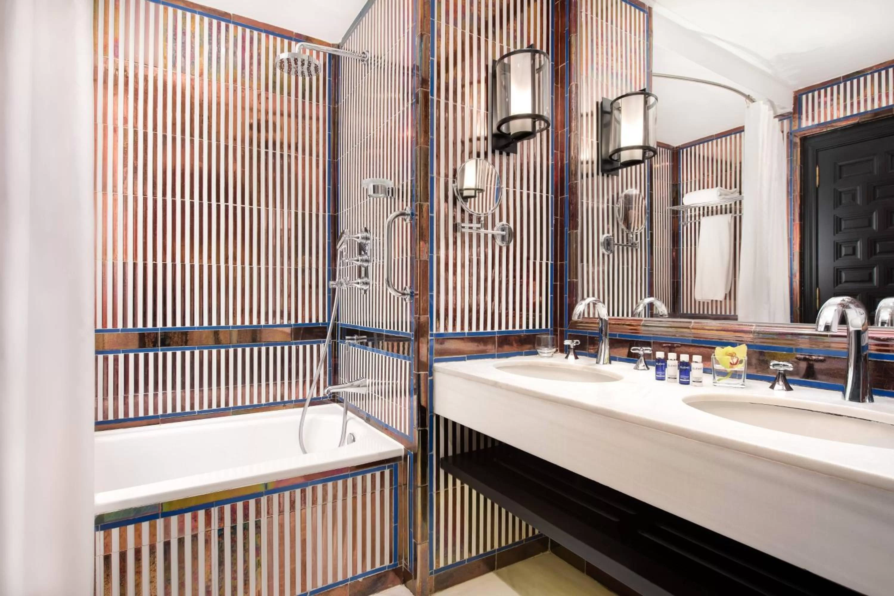 Bathroom in Hotel Alfonso XIII, a Luxury Collection Hotel, Seville