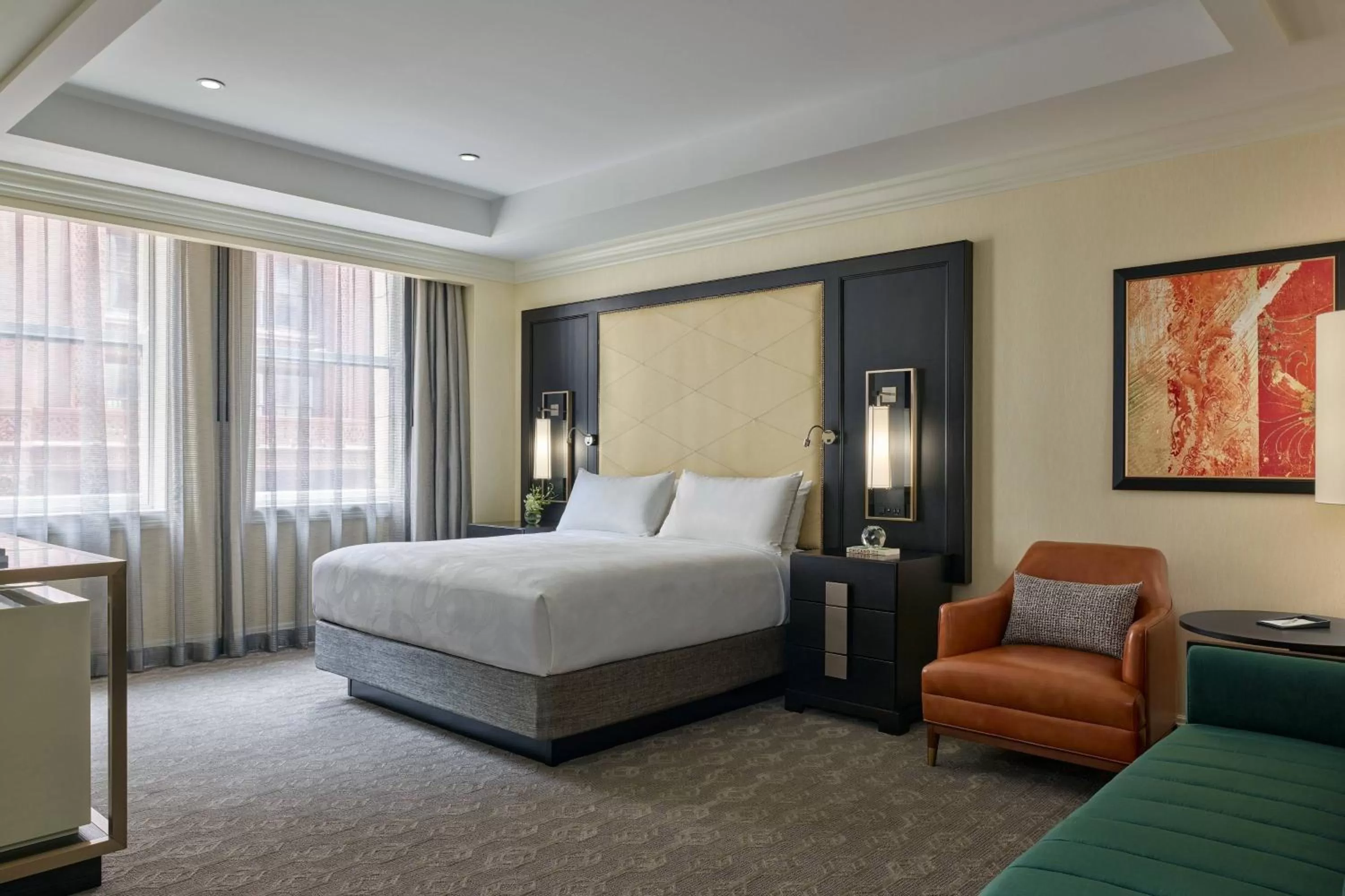 Bedroom, Bed in JW Marriott Chicago