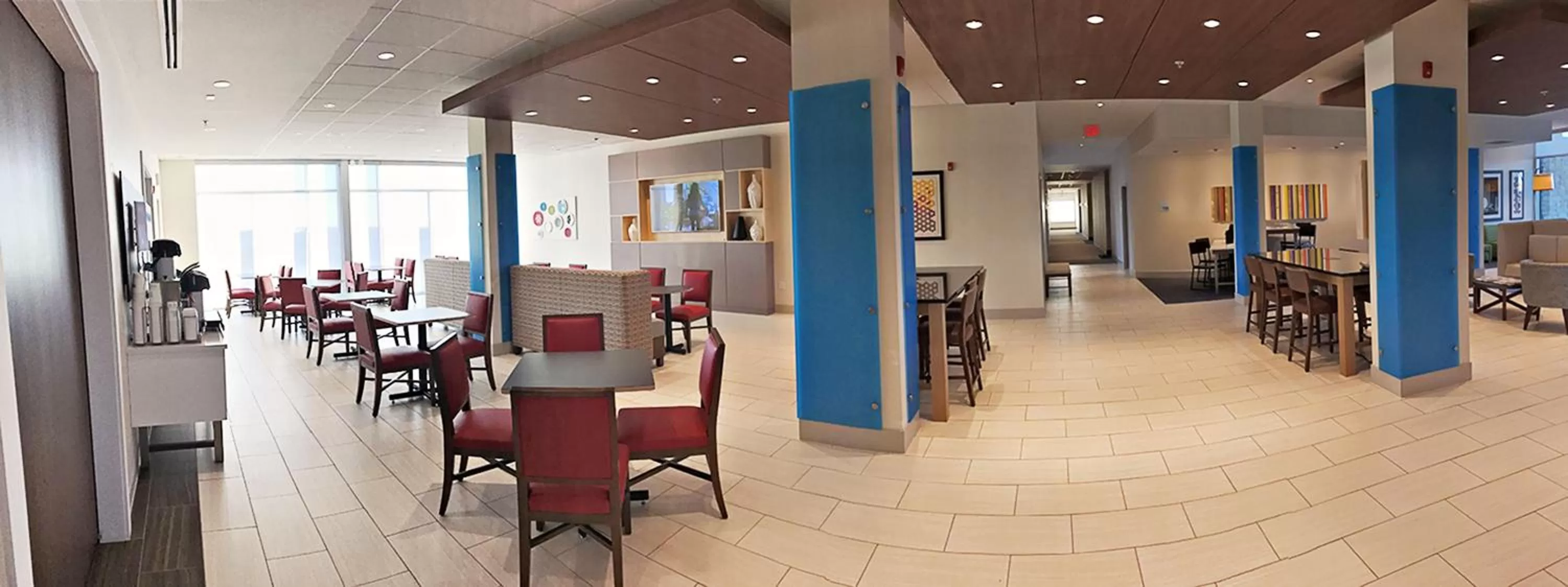 Breakfast in Holiday Inn Express & Suites - Rantoul by IHG