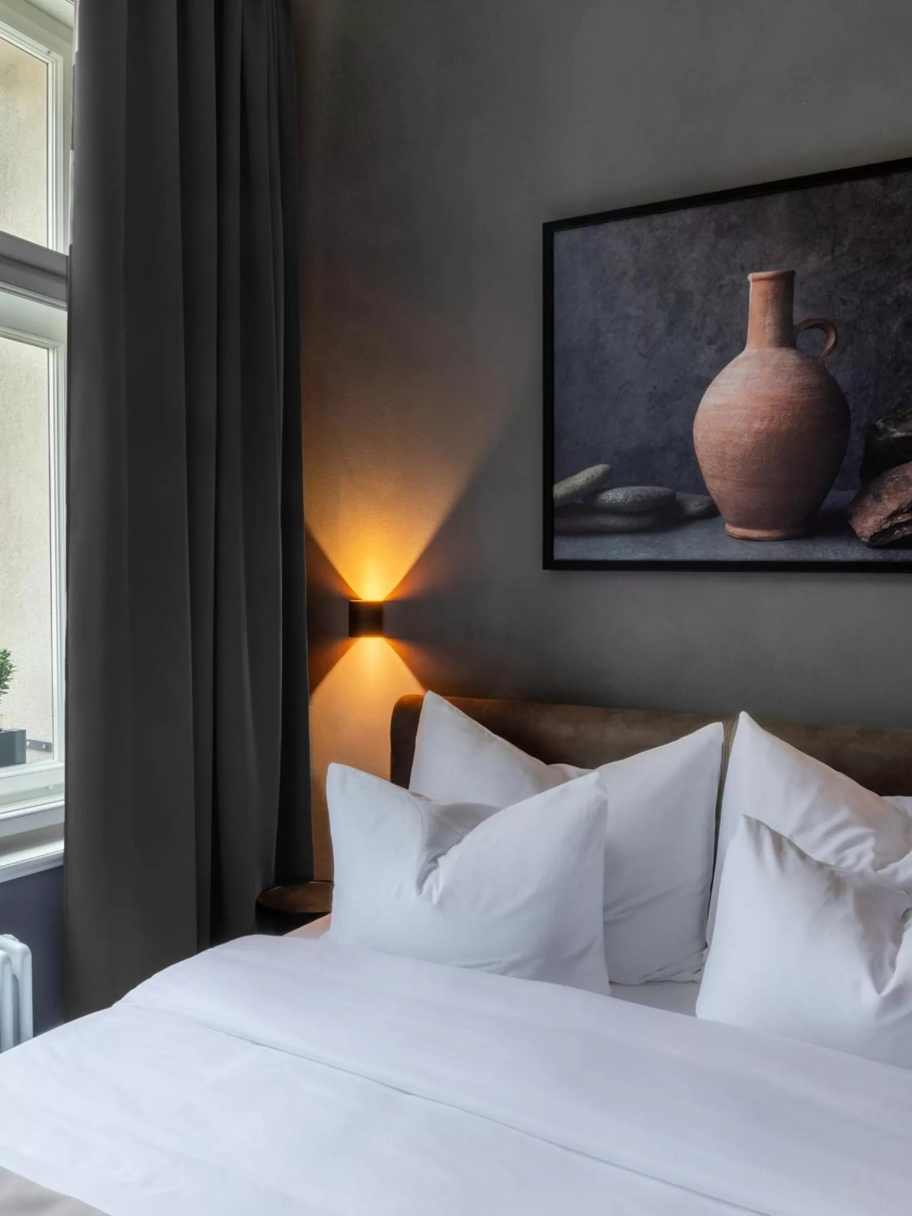 Bedroom, Bed in The Viaduct - Suites & More