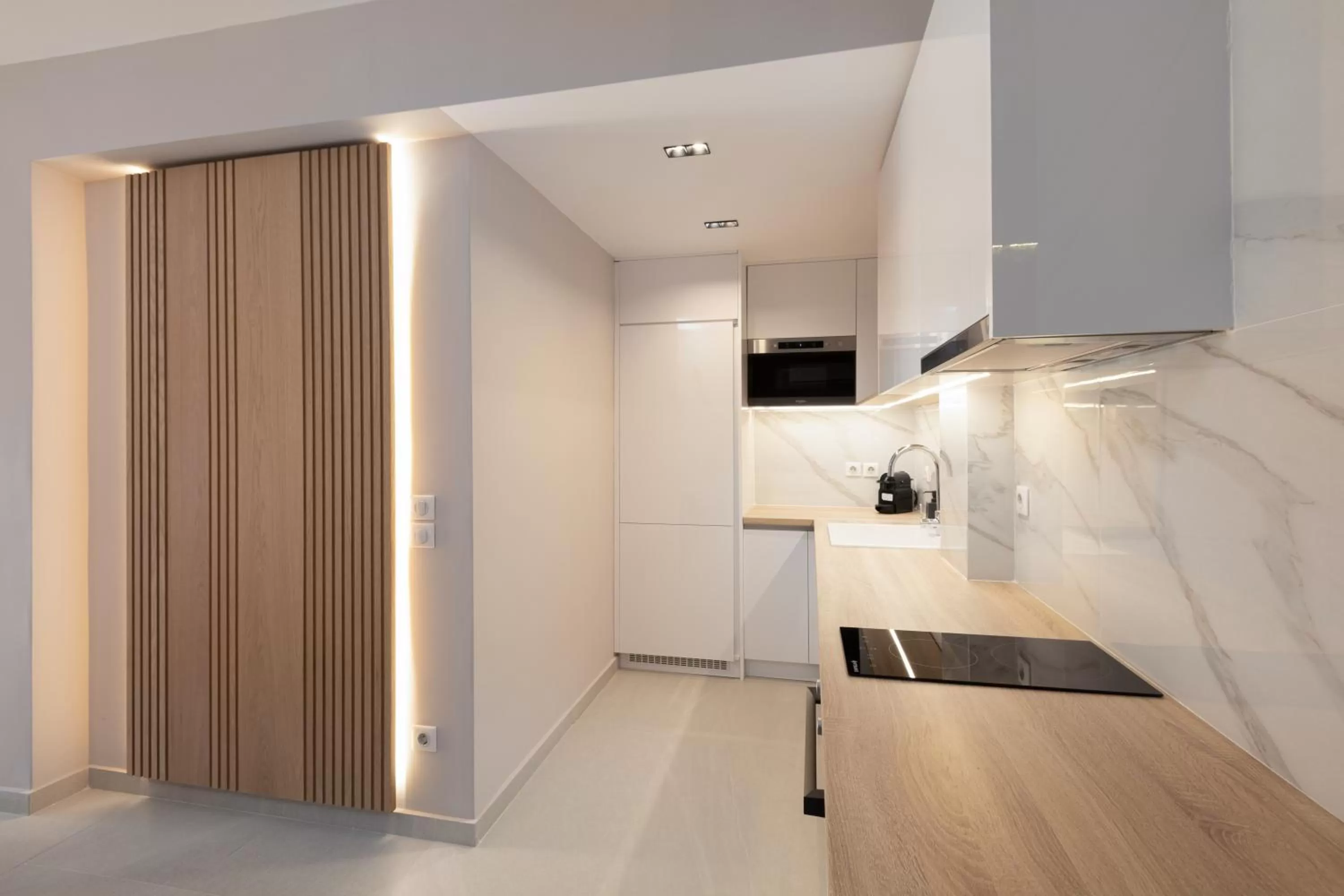 Coffee/tea facilities in LUX&EASY Athens Downtown Residences