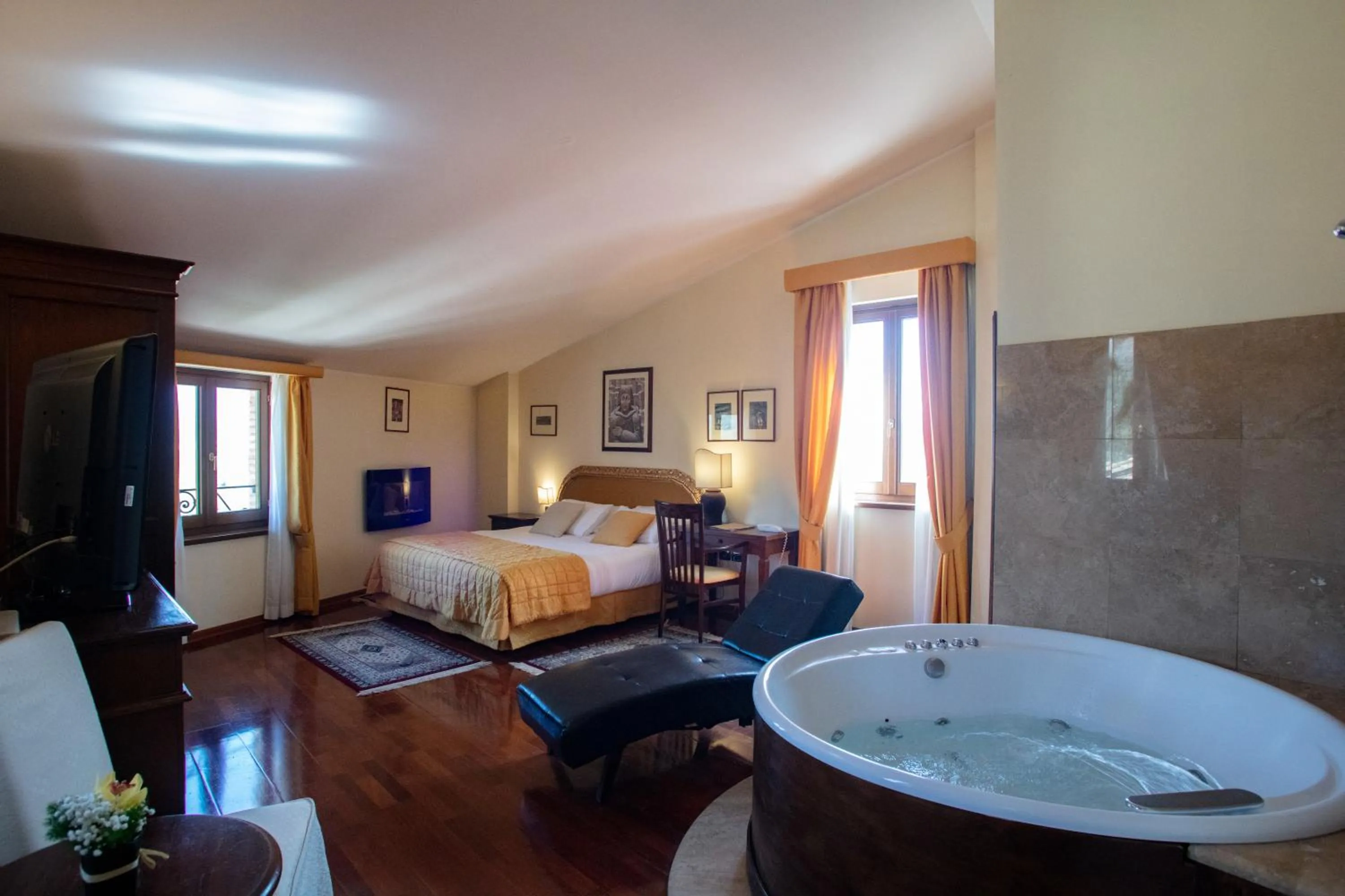 Massage, Bed in La Bastiglia