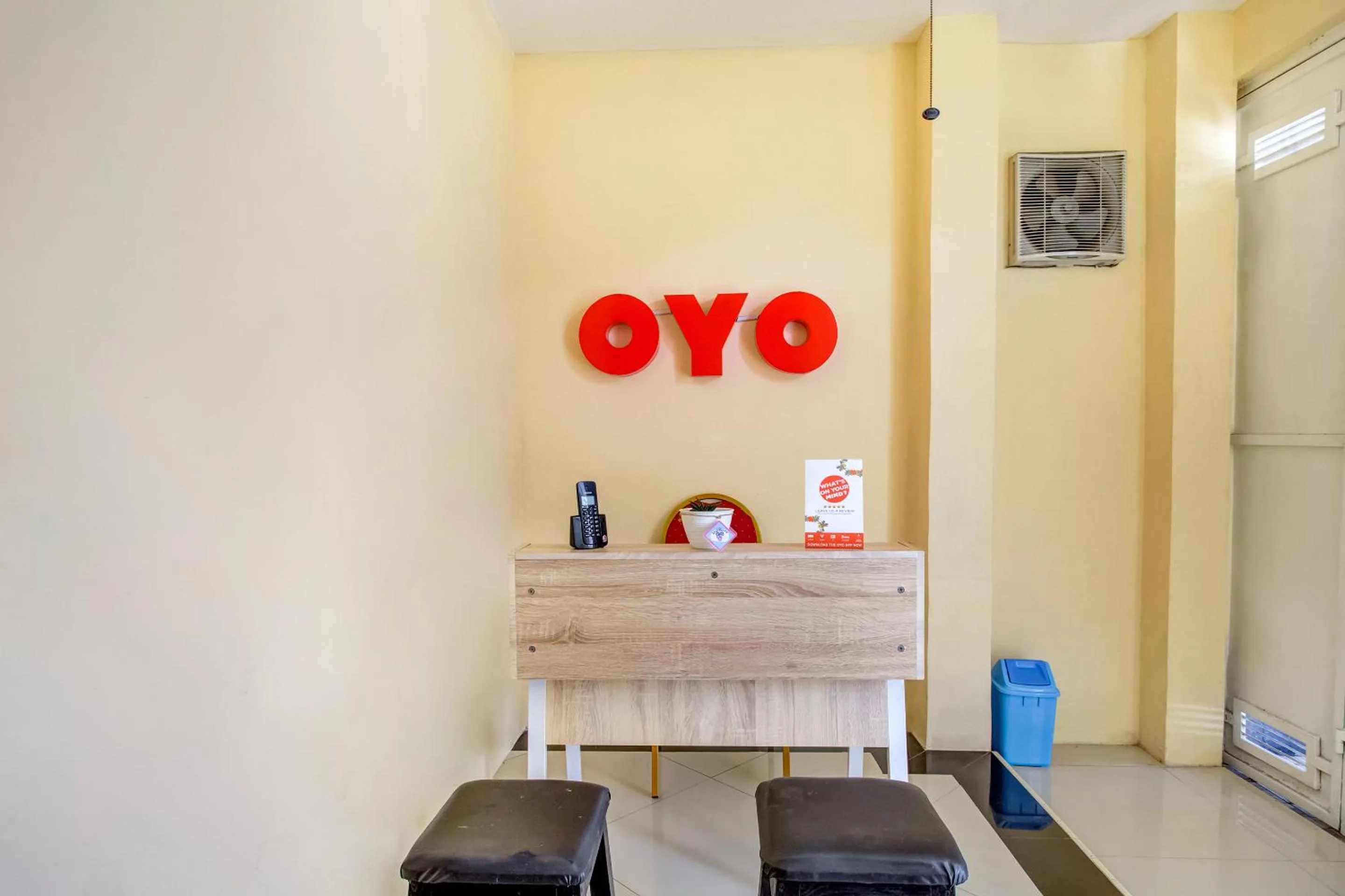 Lobby or reception in Hotel O Sofia Homestay Syariah