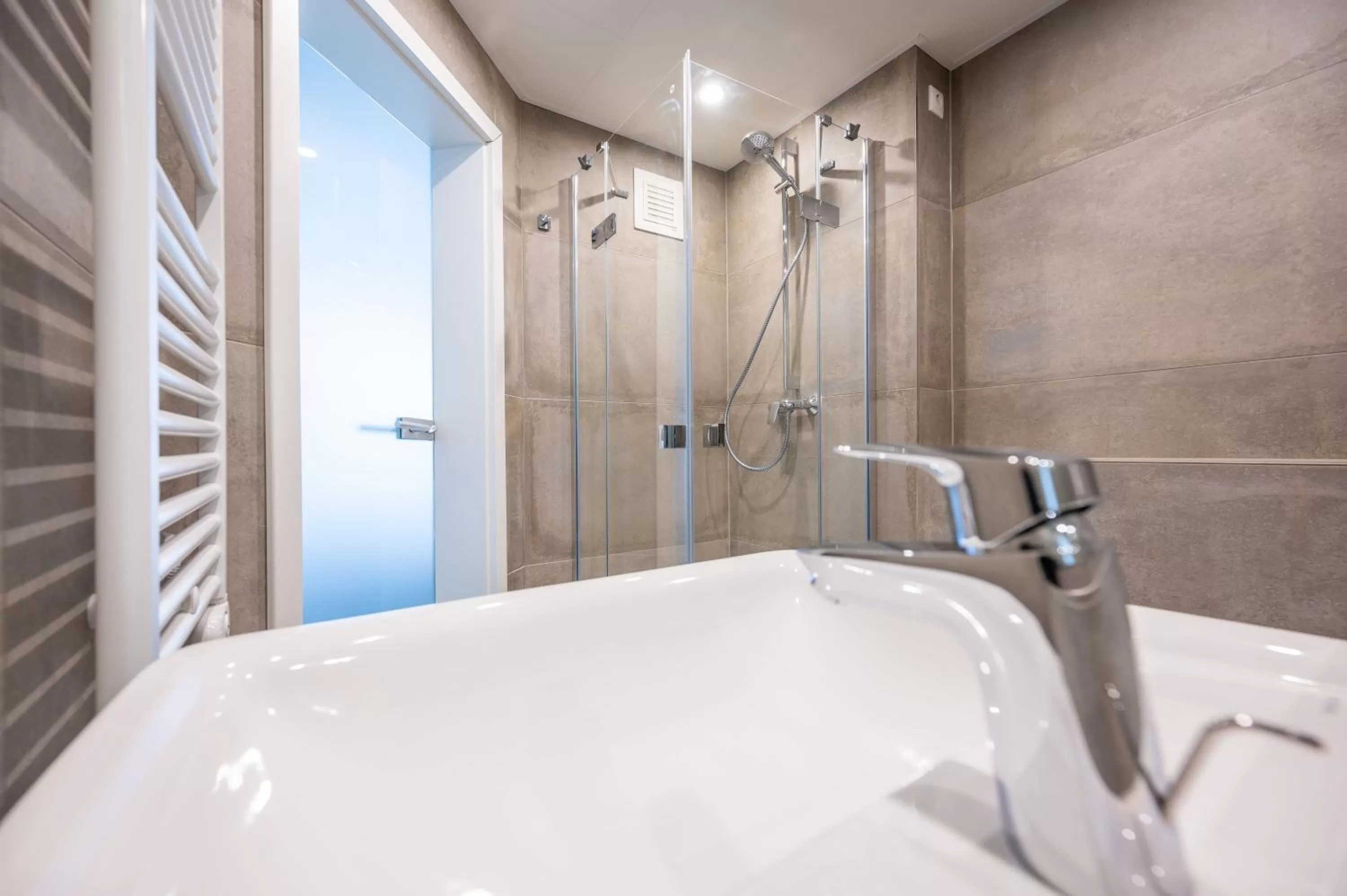 Bathroom in Marina Martinshafen