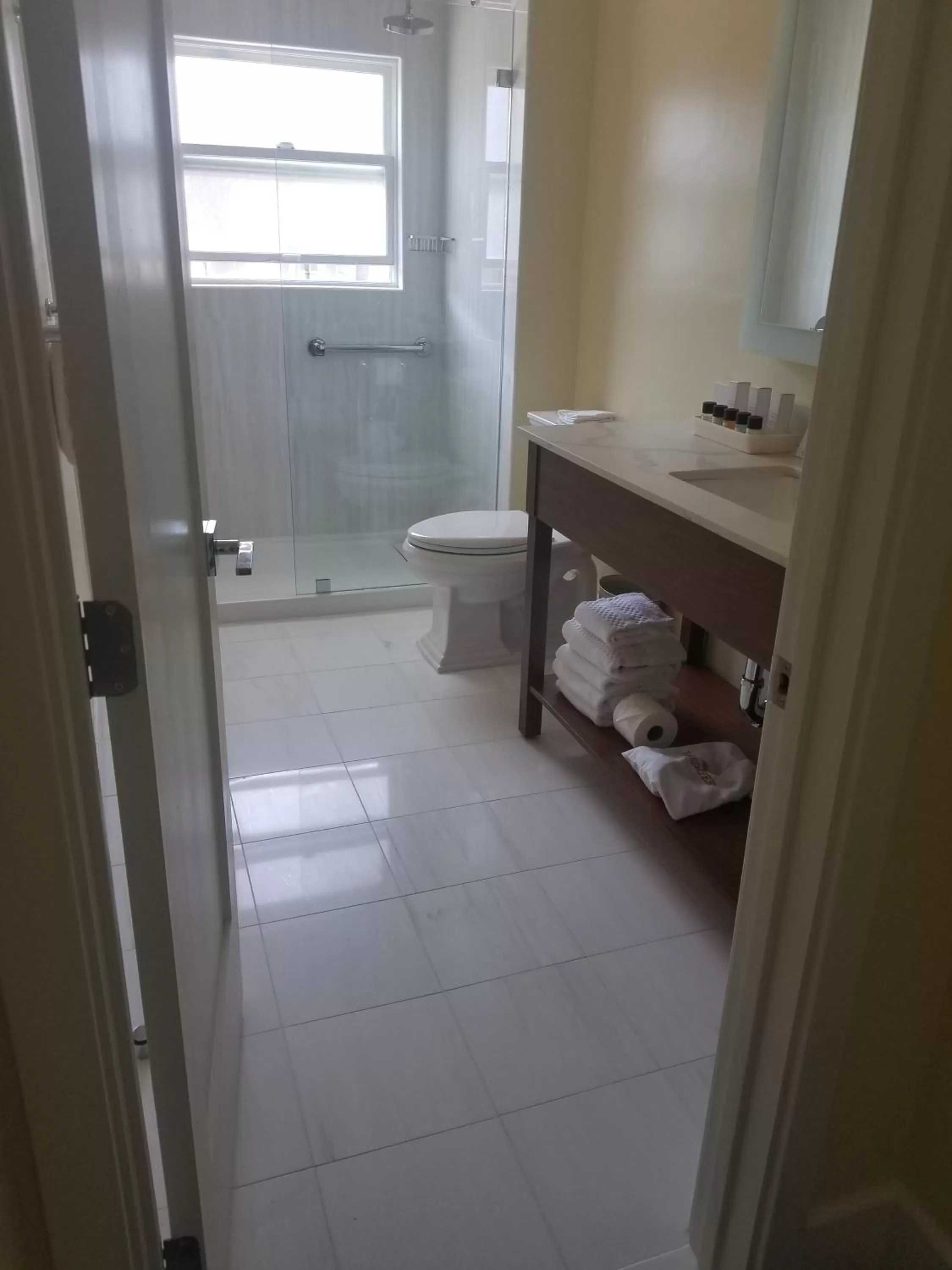 Shower in Grande Colonial La Jolla