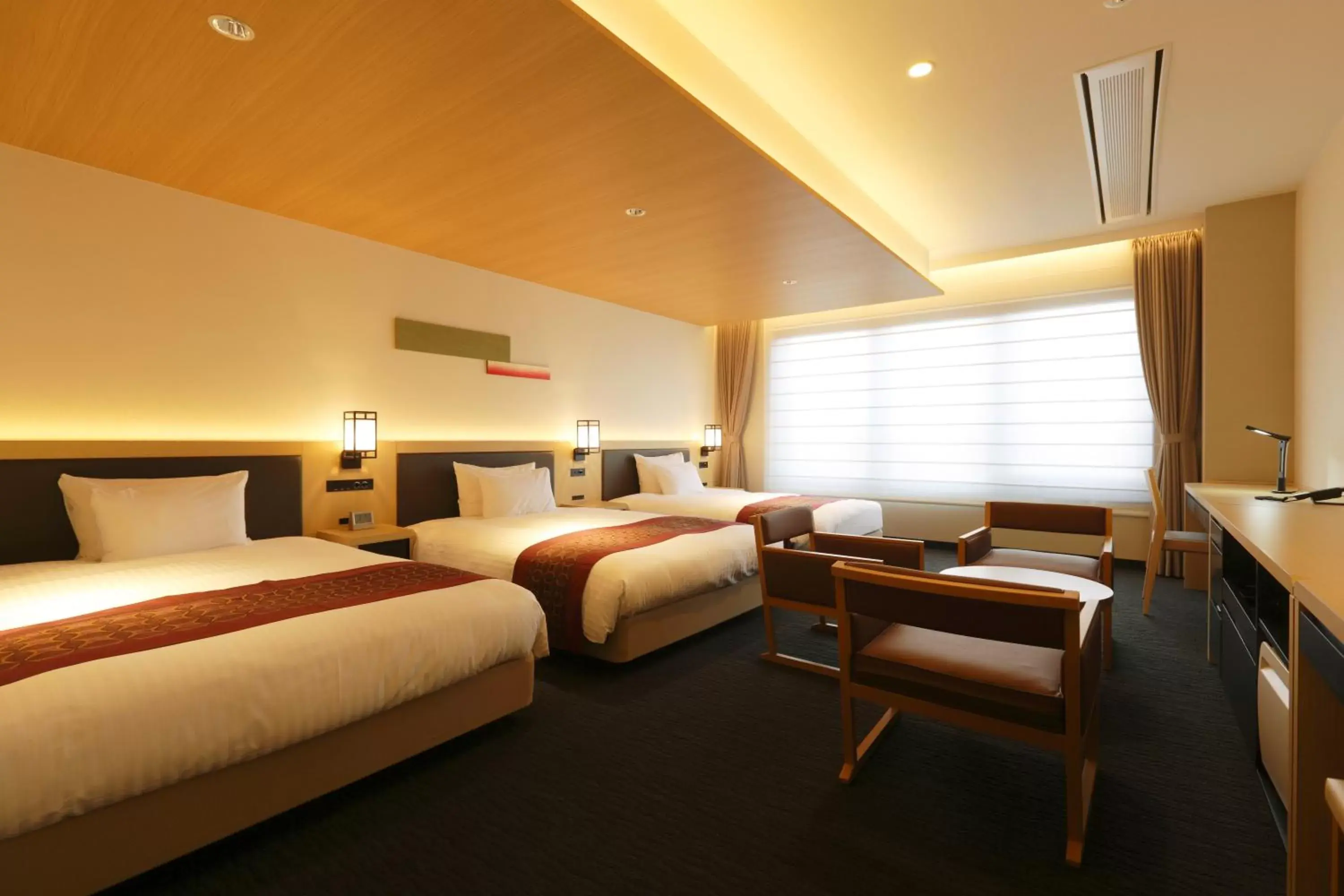 Standard Triple Room - Non Smoking in Kanazawa Sainoniwa Hotel Standard Triple Room - Non Smoking in Kanazawa Sainoniwa Hotel