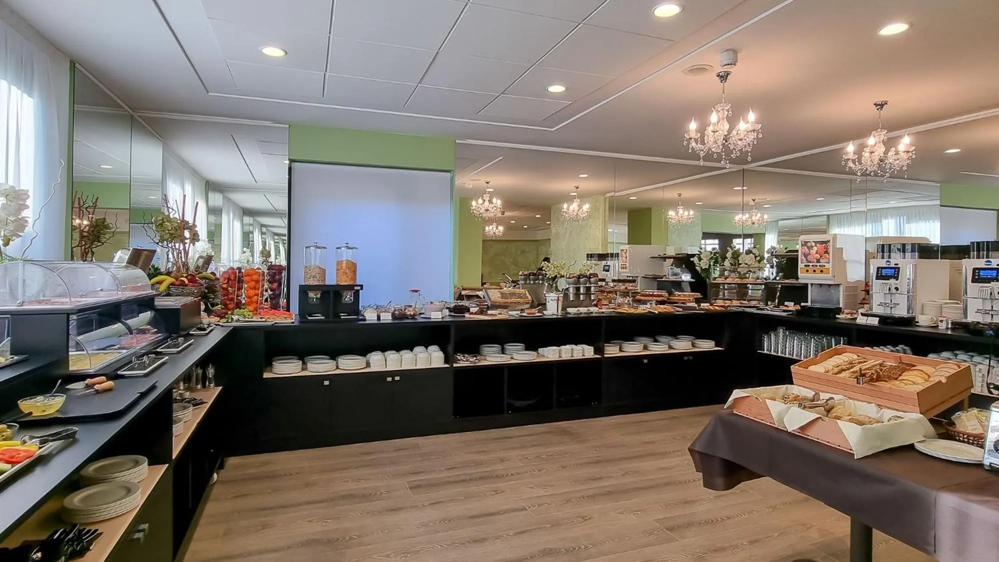 Food and drinks in Hotel Puccini