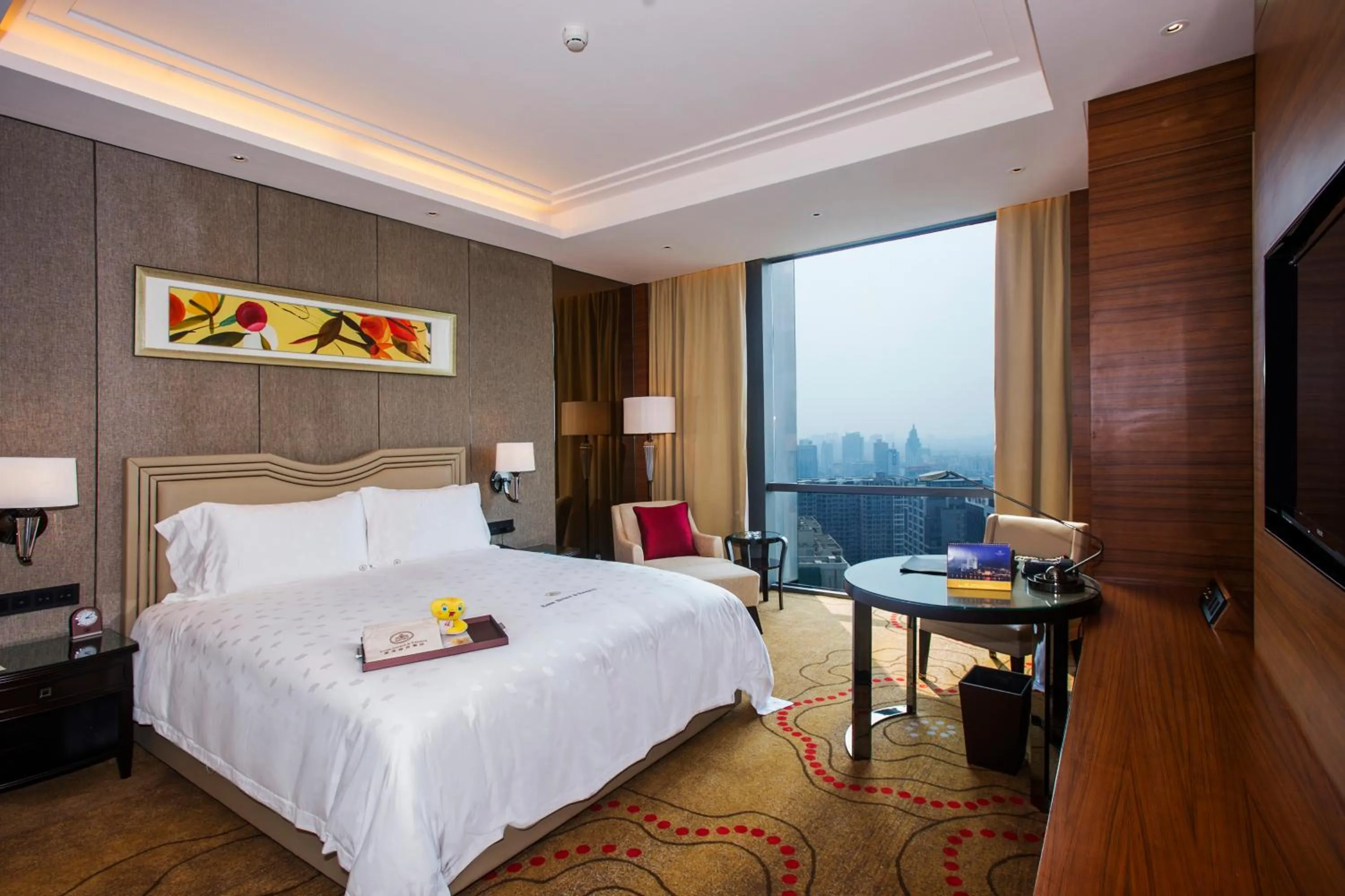 Photo of the whole room, Bed in Dongguan Kande International Hotel