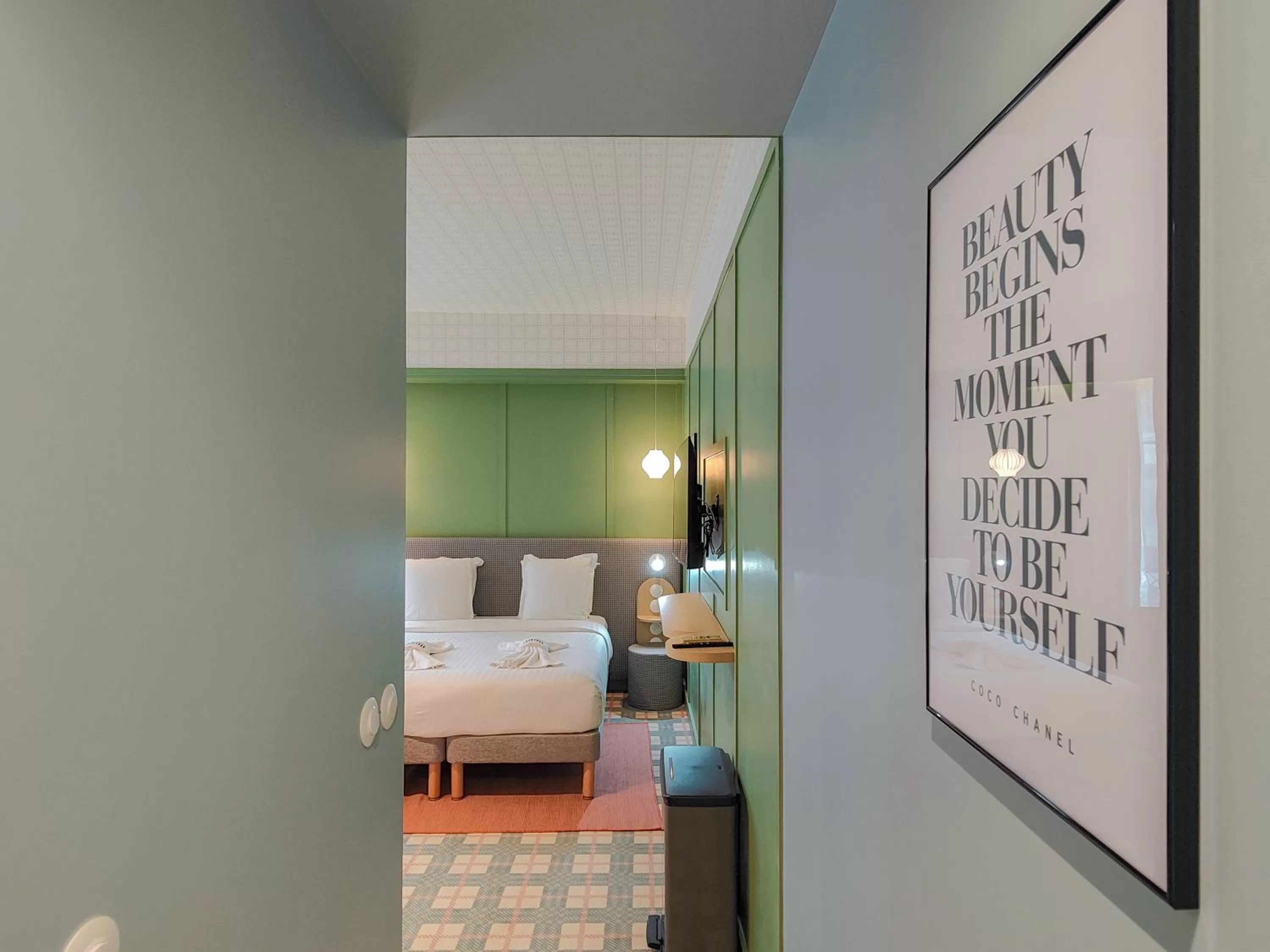 Photo of the whole room, Bed in Hotel Aparthotel AMMI Nice Lafayette