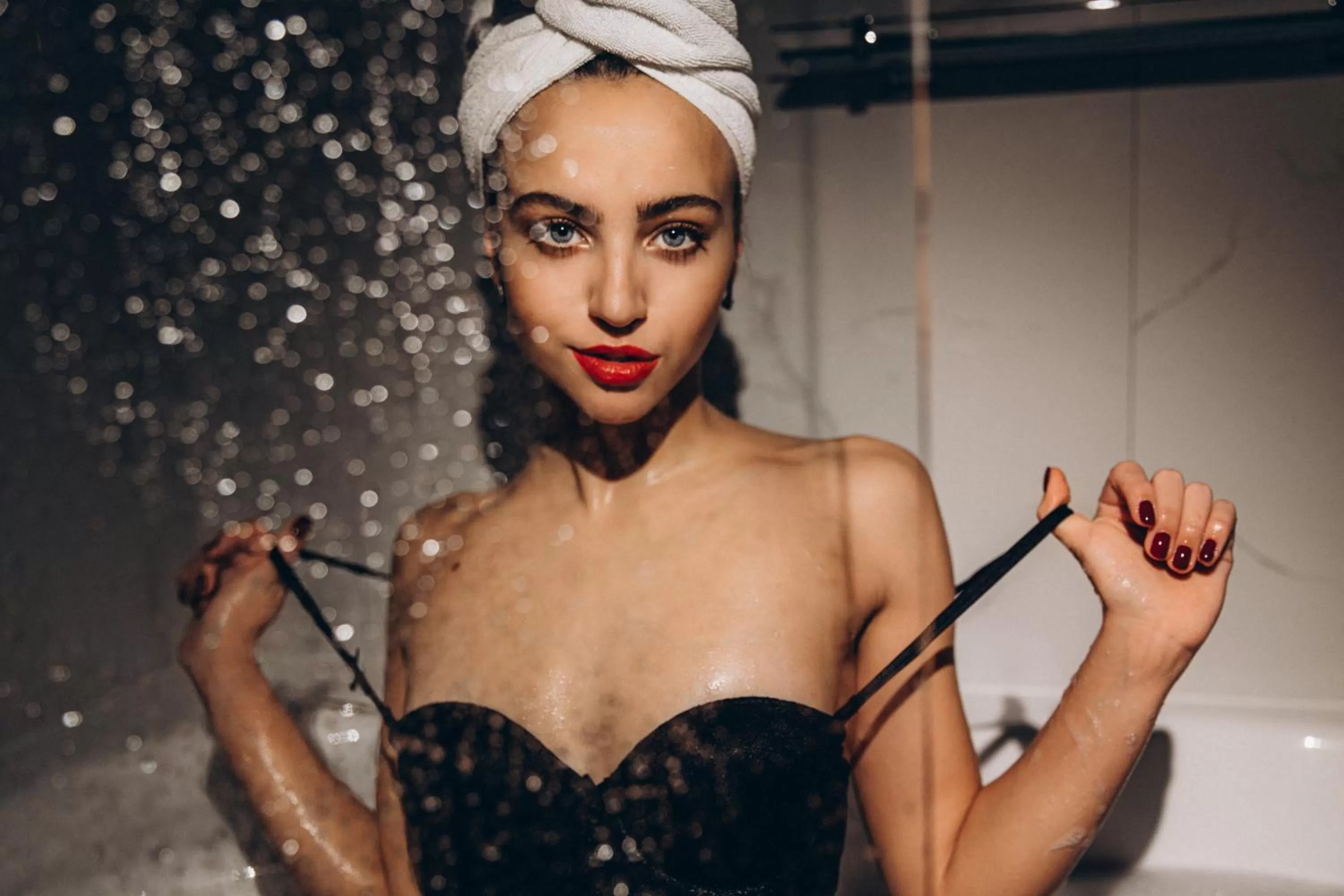 Shower, Other Activities in Hotel "Mandarin Clubhouse"