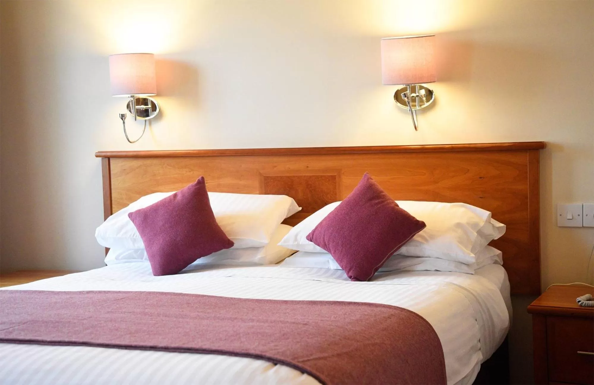 Bed in The Royal Hotel