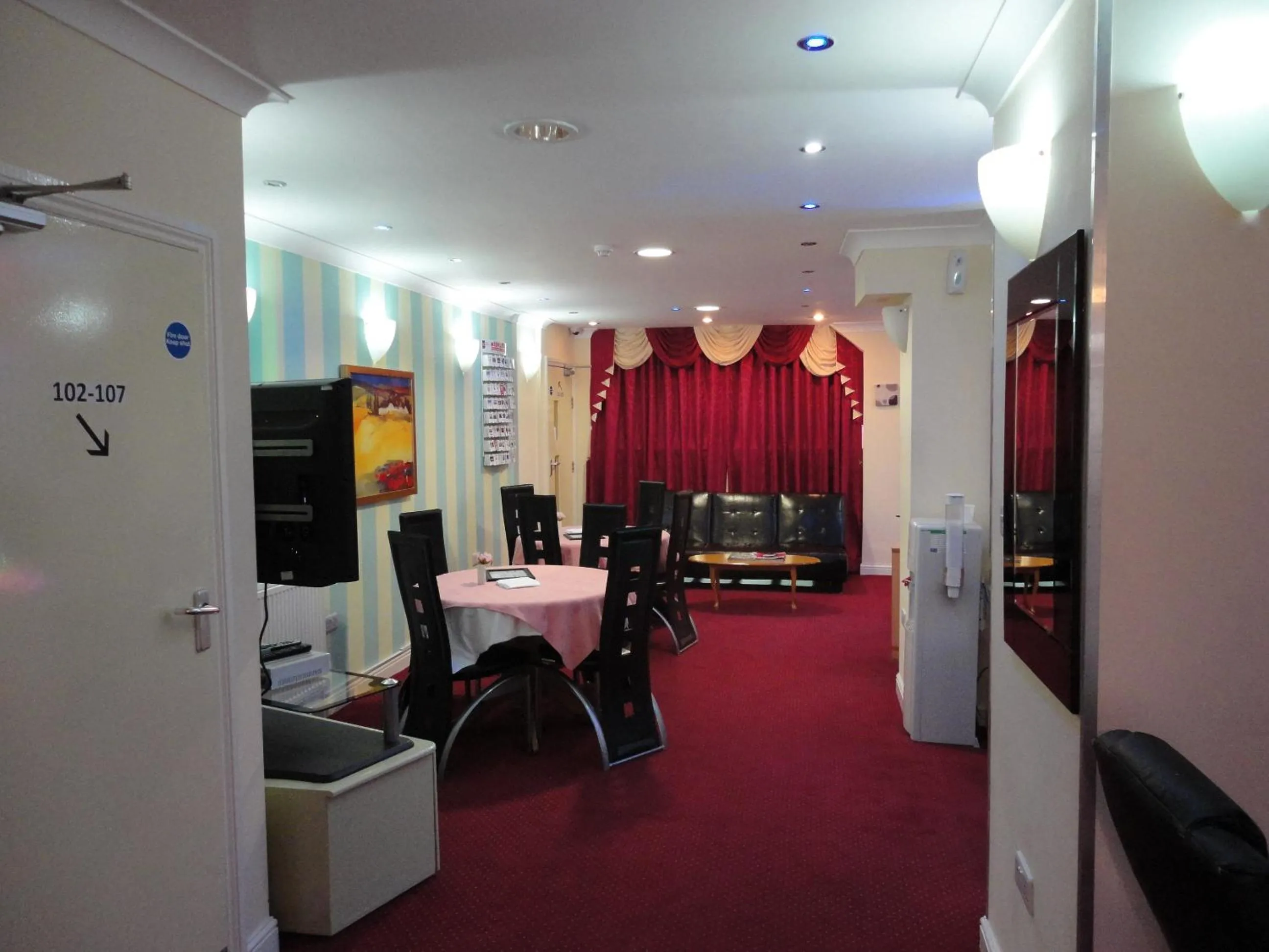 Lobby or reception in City View Hotel - Roman Road Market