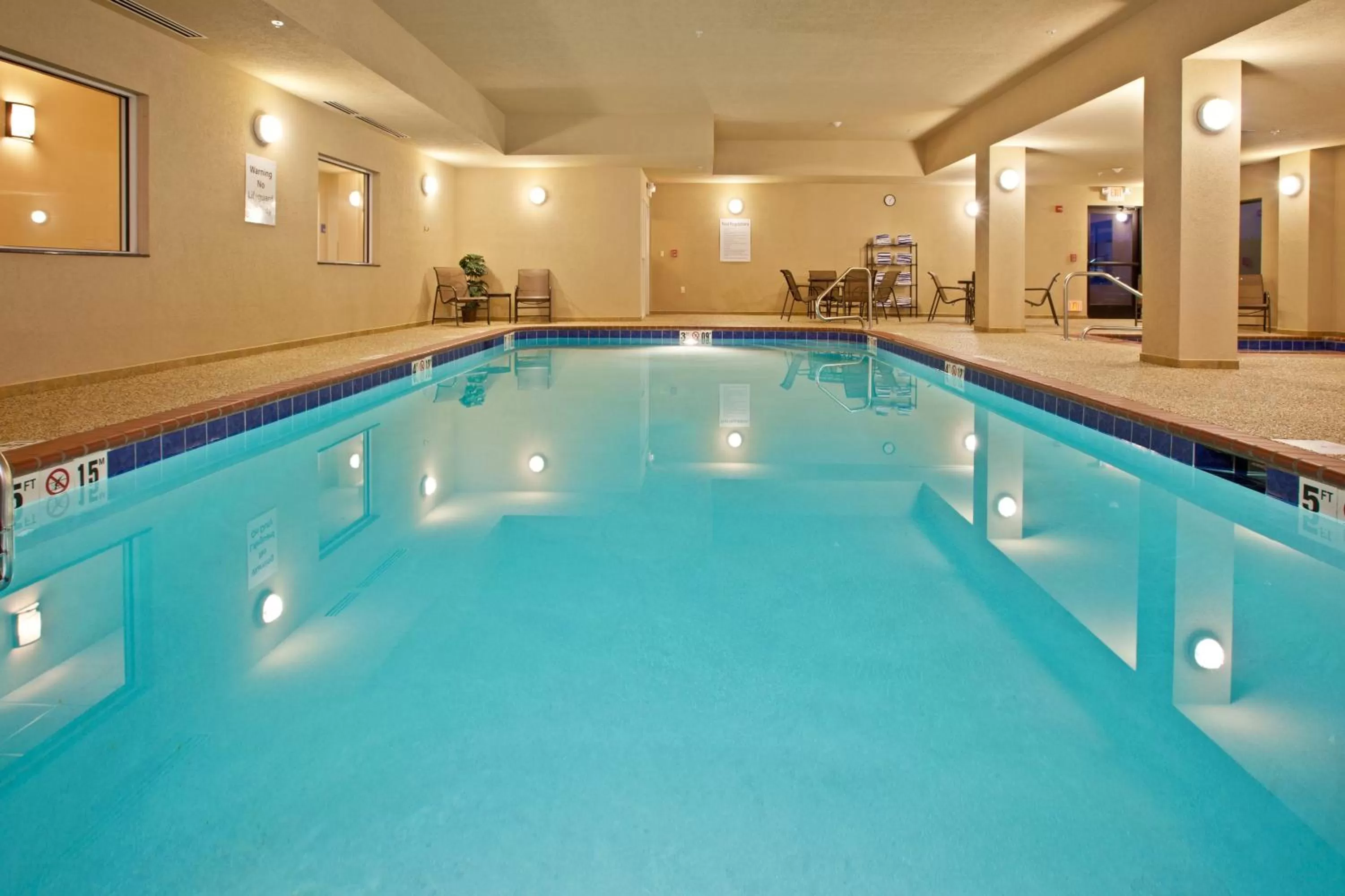 Swimming pool in Holiday Inn Express & Suites Ripley, an IHG Hotel