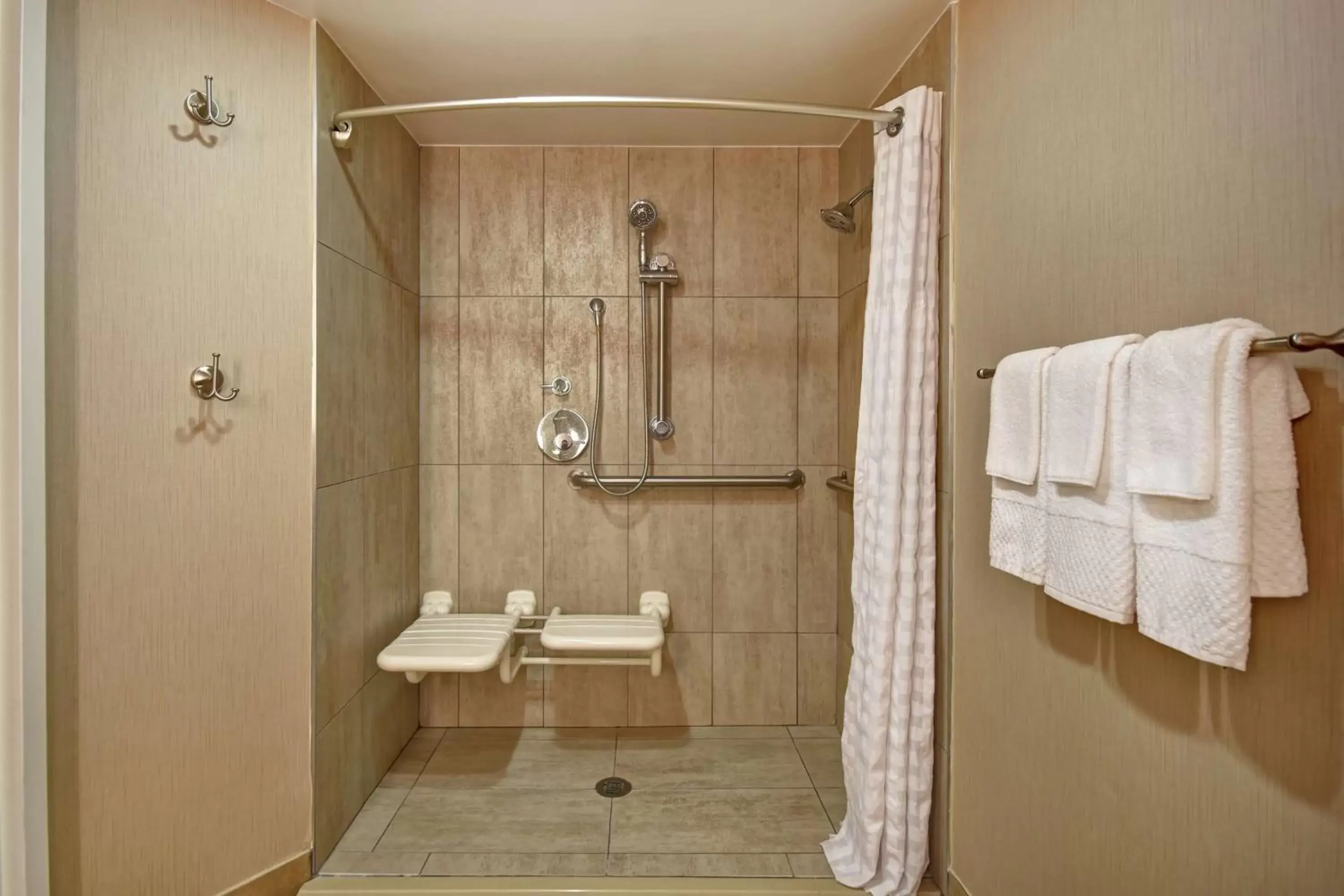 One-Bedroom King Suite with Roll-In Shower - Mobility Access/Non-Smoking in Embassy Suites Montgomery - Hotel & Conference Center One-Bedroom King Suite with Roll-In Shower - Mobility Access/Non-Smoking in Embassy Suites Montgomery - Hotel & Conference Center