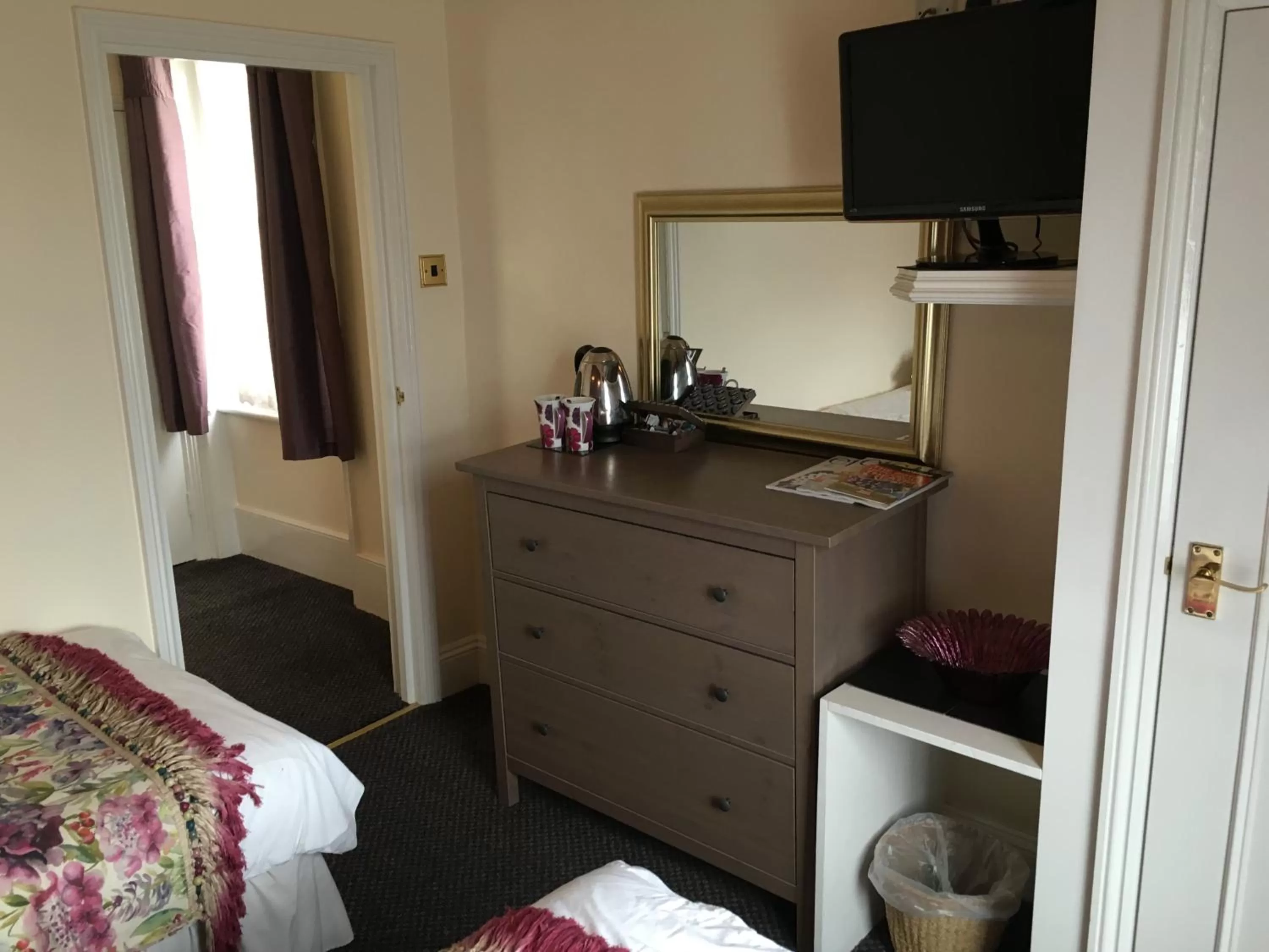 Photo of the whole room, TV/Entertainment Center in Atlanta