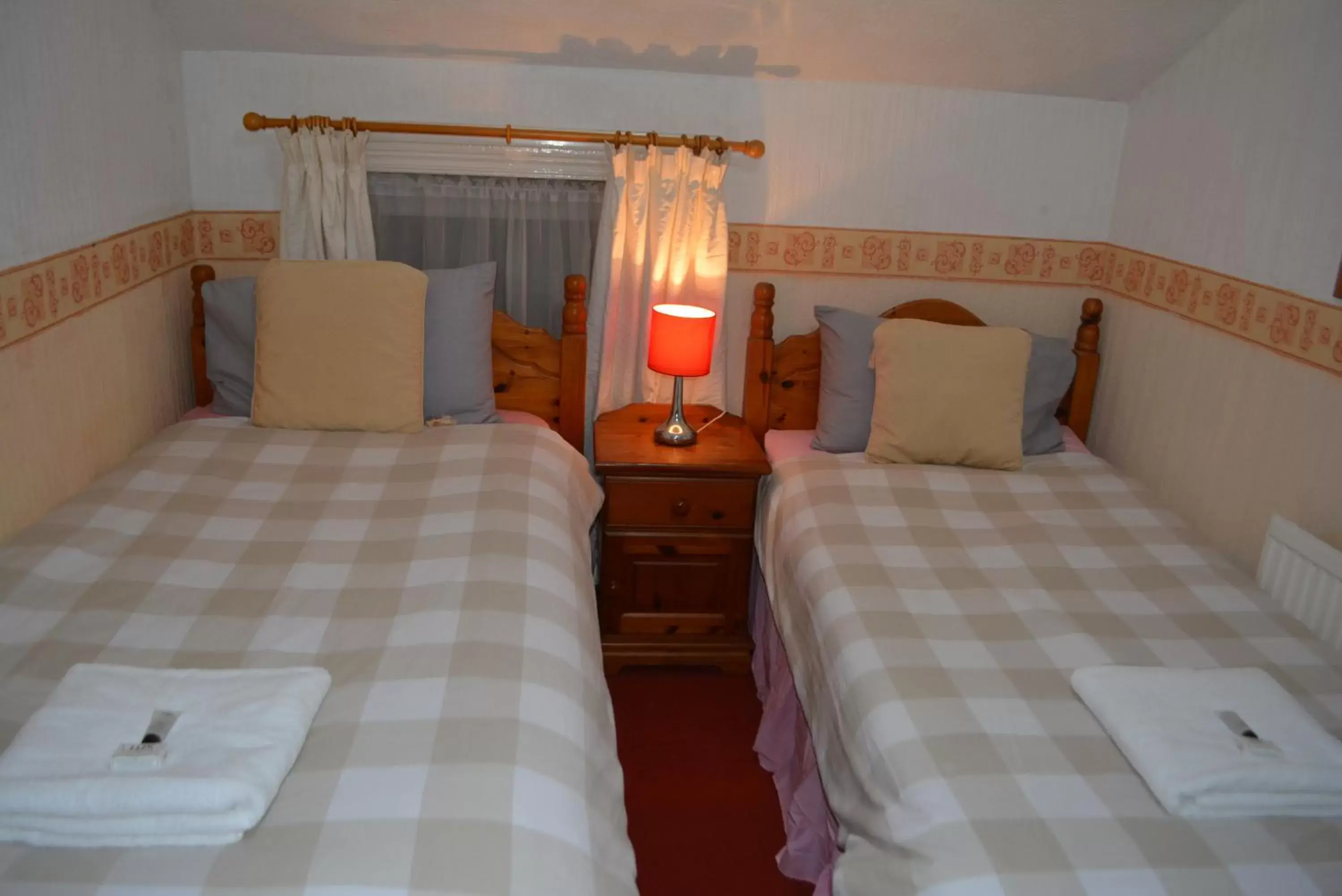 Standard Twin Room in BLACKPOOL MERCY Inn HOTEL Standard Twin Room in BLACKPOOL MERCY Inn HOTEL