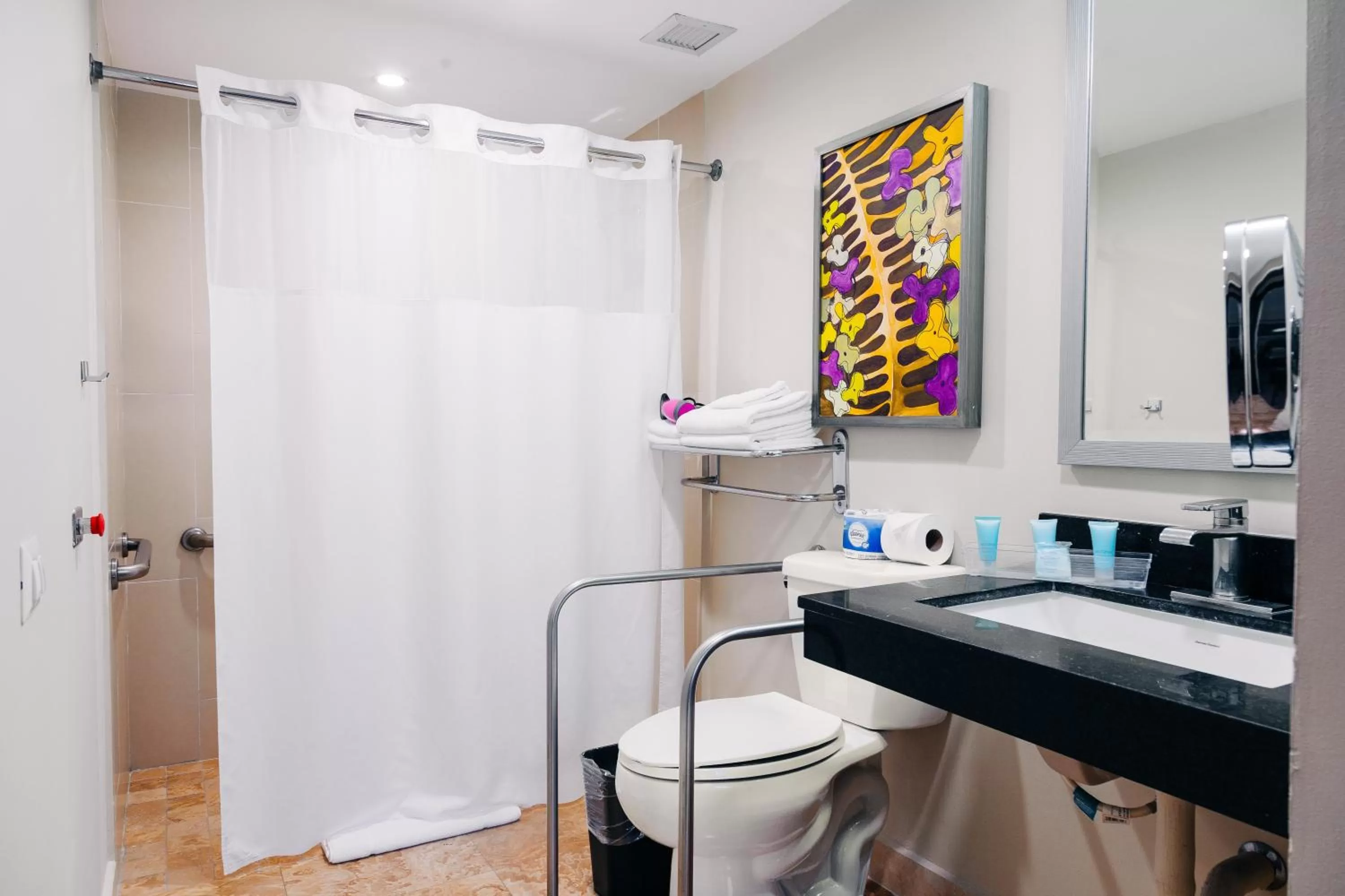 Photo of the whole room in Hilton San Salvador