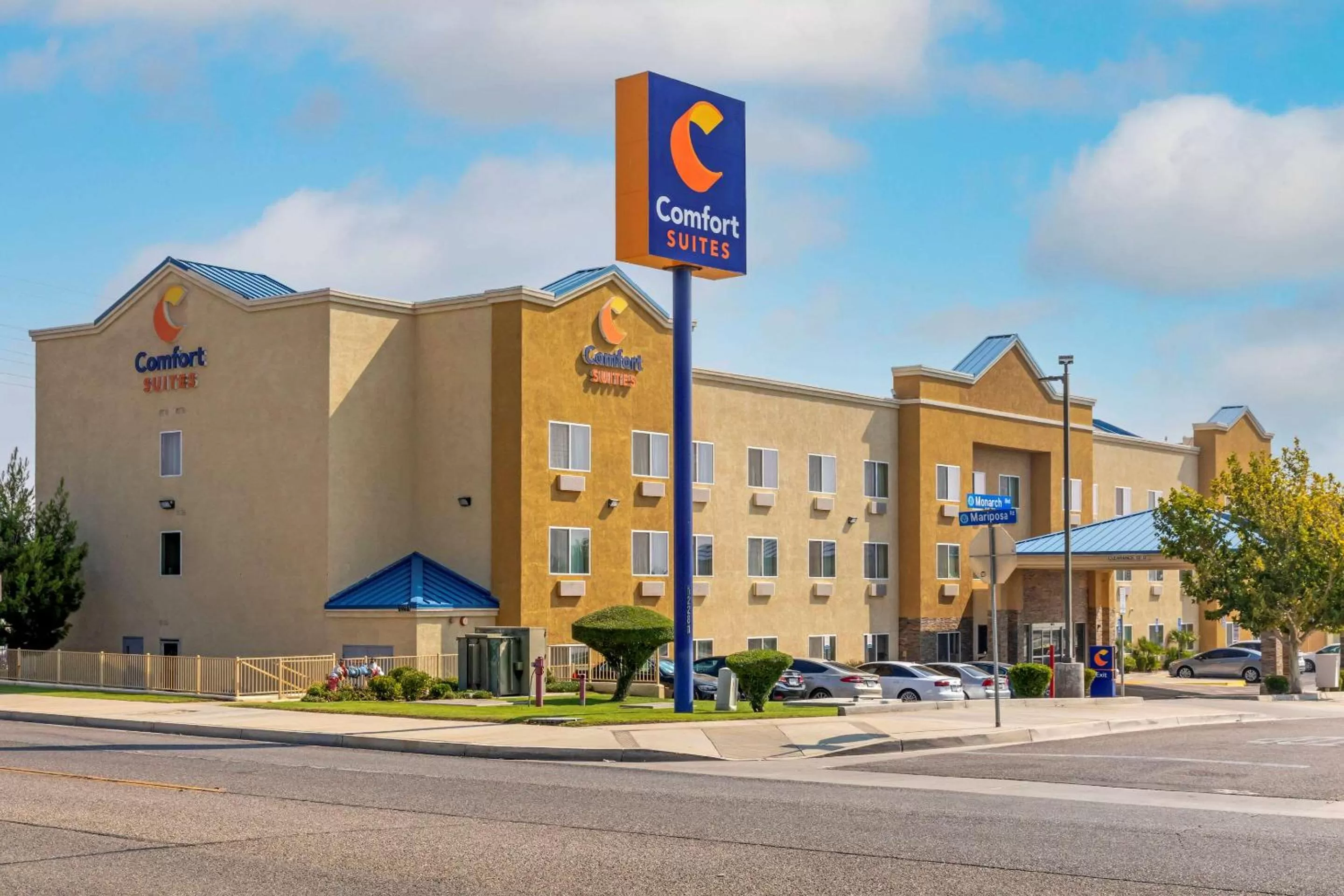 Property building in Comfort Suites Victorville-Hesperia