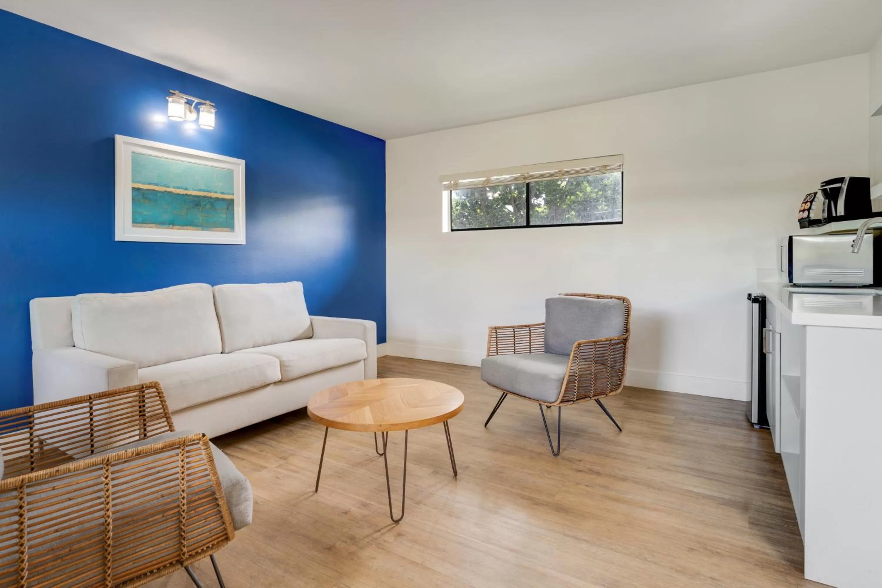 Living room in Hadley Resort and Marina