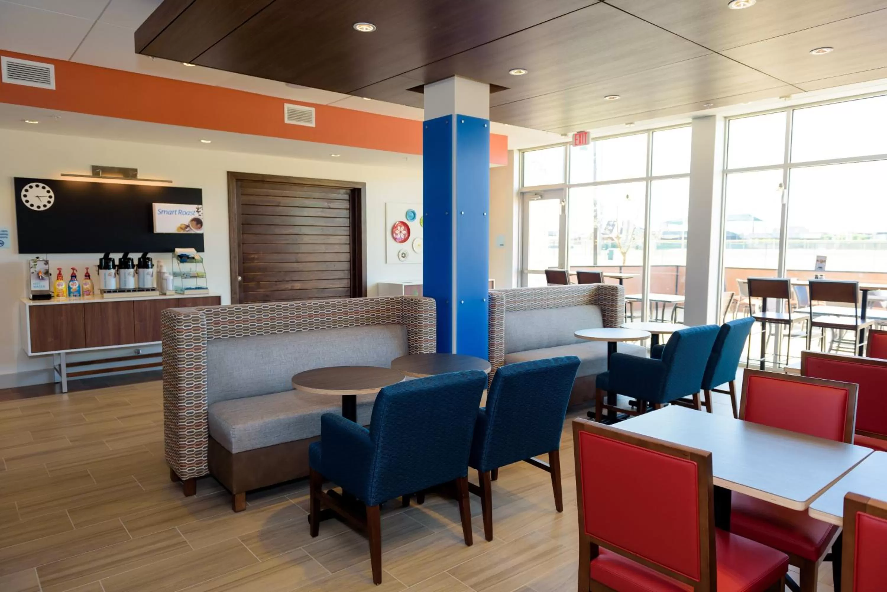 Breakfast in Holiday Inn Express & Suites McKinney - Frisco East by IHG