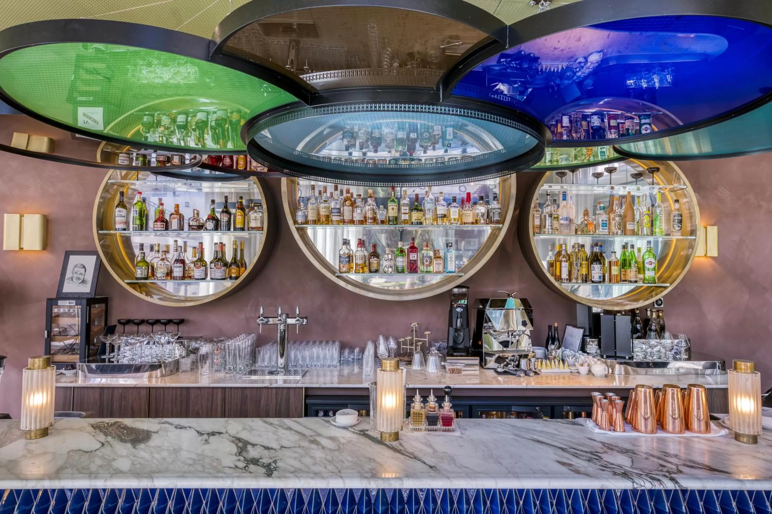 Lounge or bar in Maison Albar Hotels L’Imperator