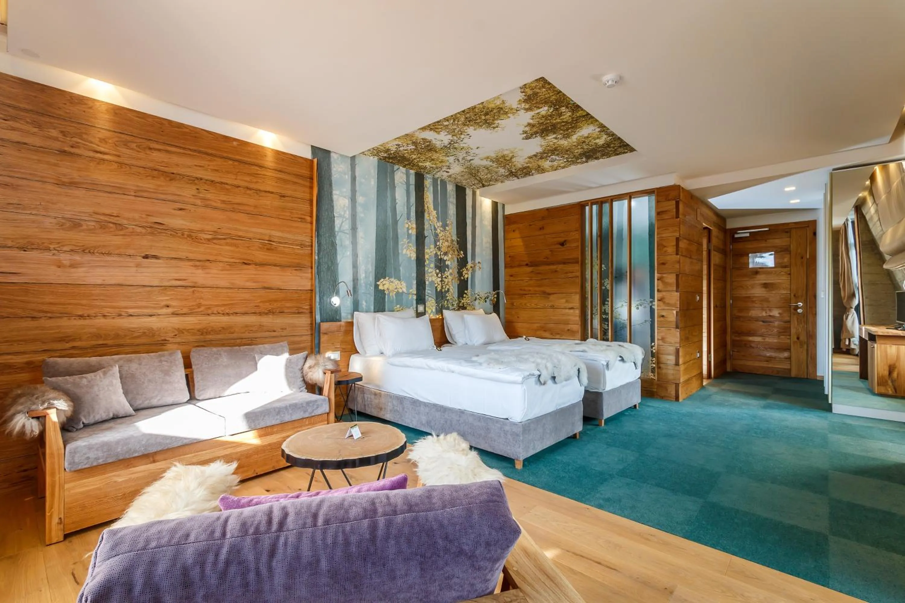 Decorative detail, Bed in Pino Nature Hotel, BW Premier Collection