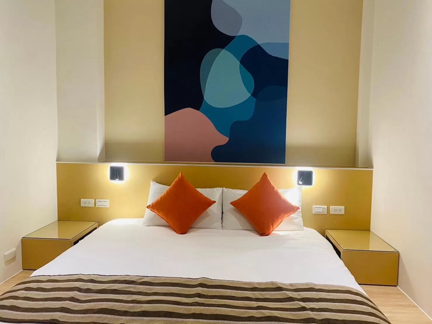 Bed in Beachcastle & Sea View Villa