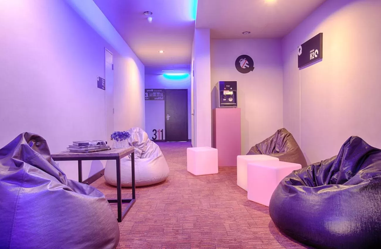 Lounge or bar in the youniQ Hotel, Kuala Lumpur International Airport