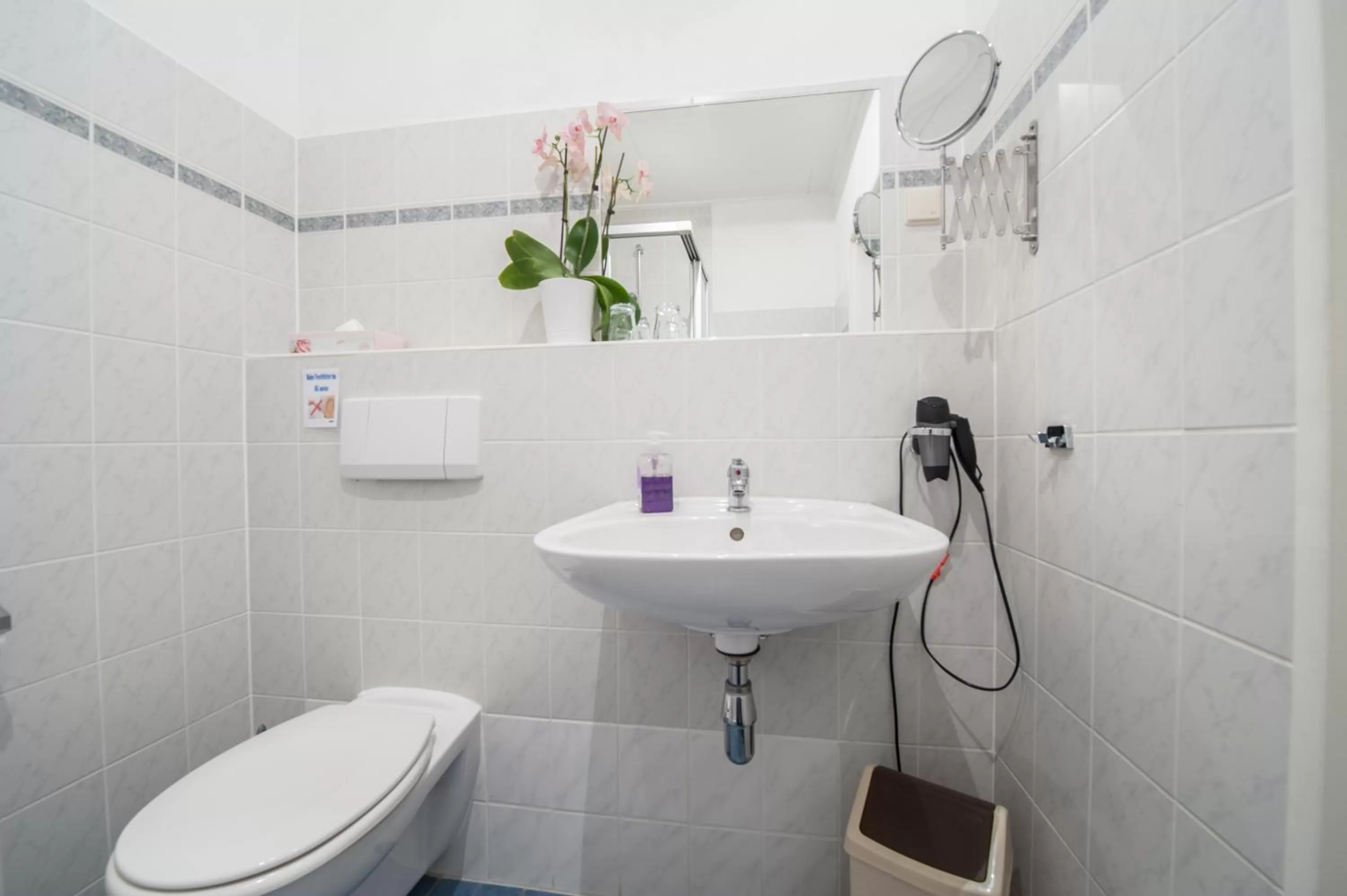 Bathroom in Hotel Forsthaus Sellin